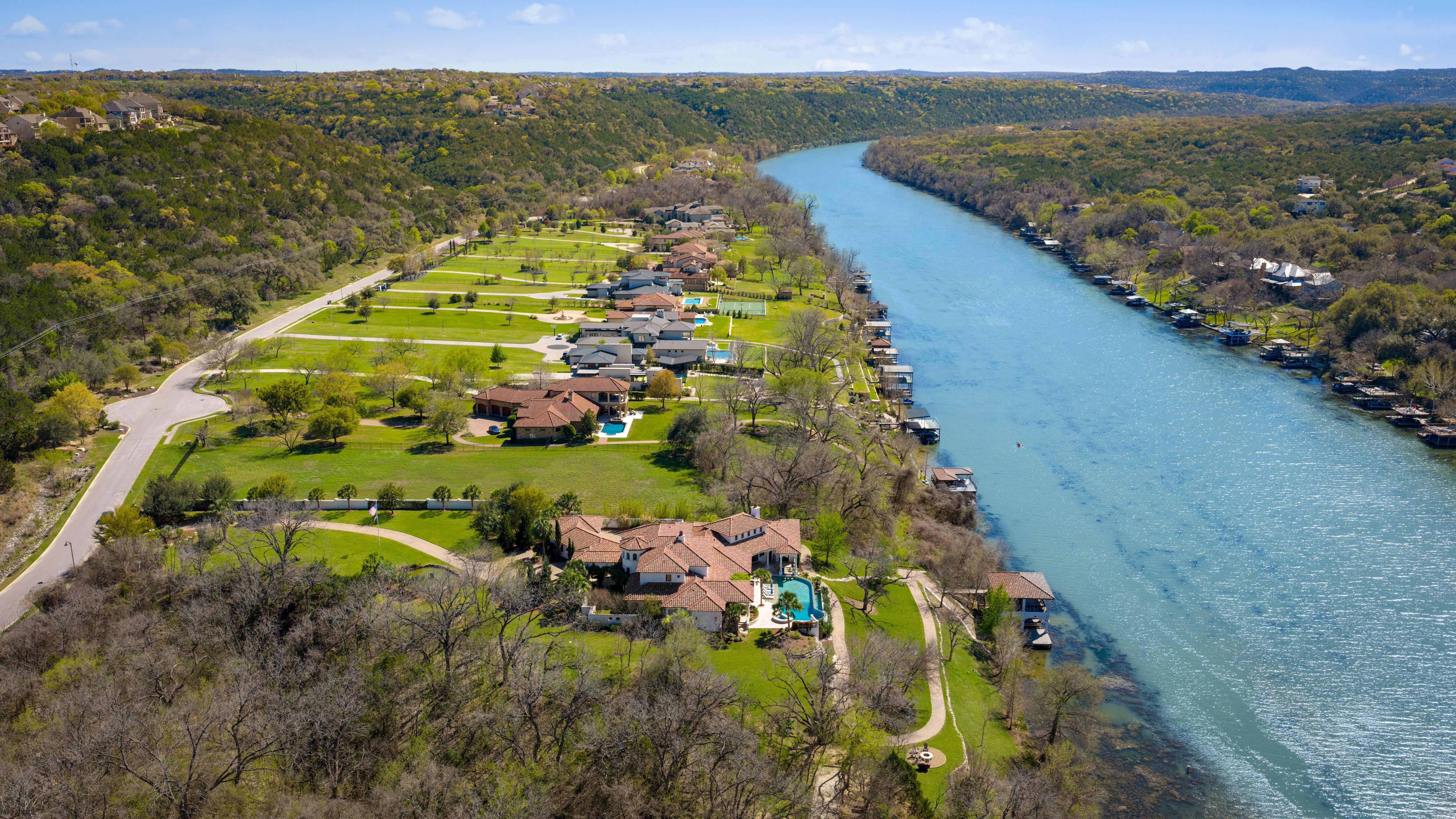  Butterfly Beach on Lake Austin - 物件實景