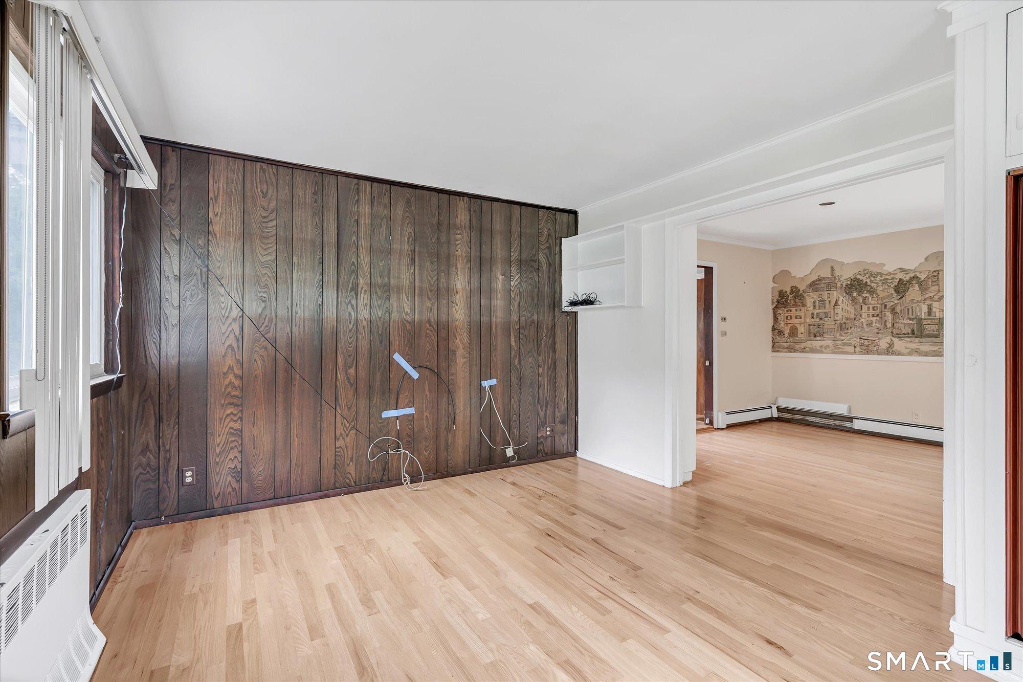 Trumbull, Connecticut, 06611, United States, 3 Bedrooms Bedrooms, ,2 BathroomsBathrooms,Residential,For Sale,2048685