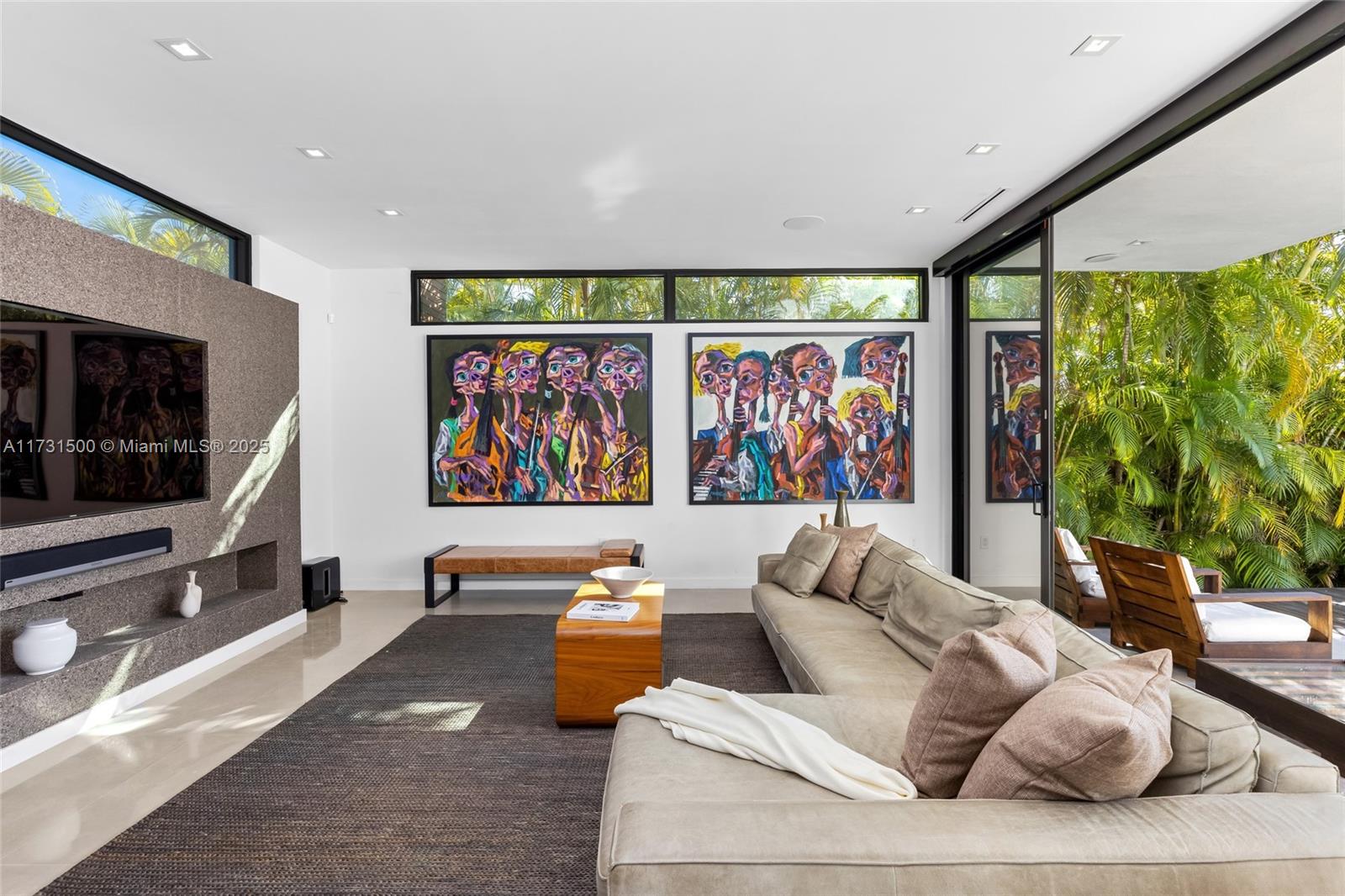 North Miami Beach, Florida, 33160, United States, 6 Bedrooms Bedrooms, ,8 BathroomsBathrooms,Residential,For Sale,1759326