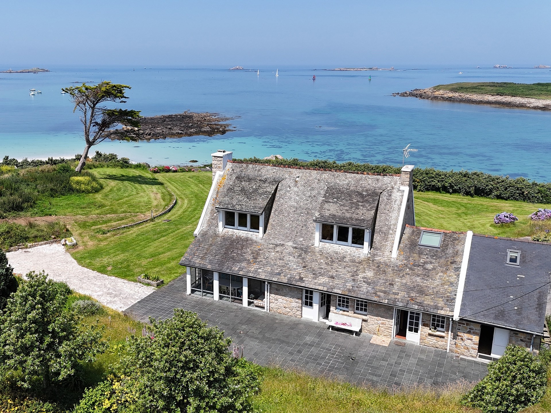  LANDÉDA-SAINTE MARGUERITE PENINSULA, FULL SEA VIEW IN A PEACEFUL LOCATION - 物件實景