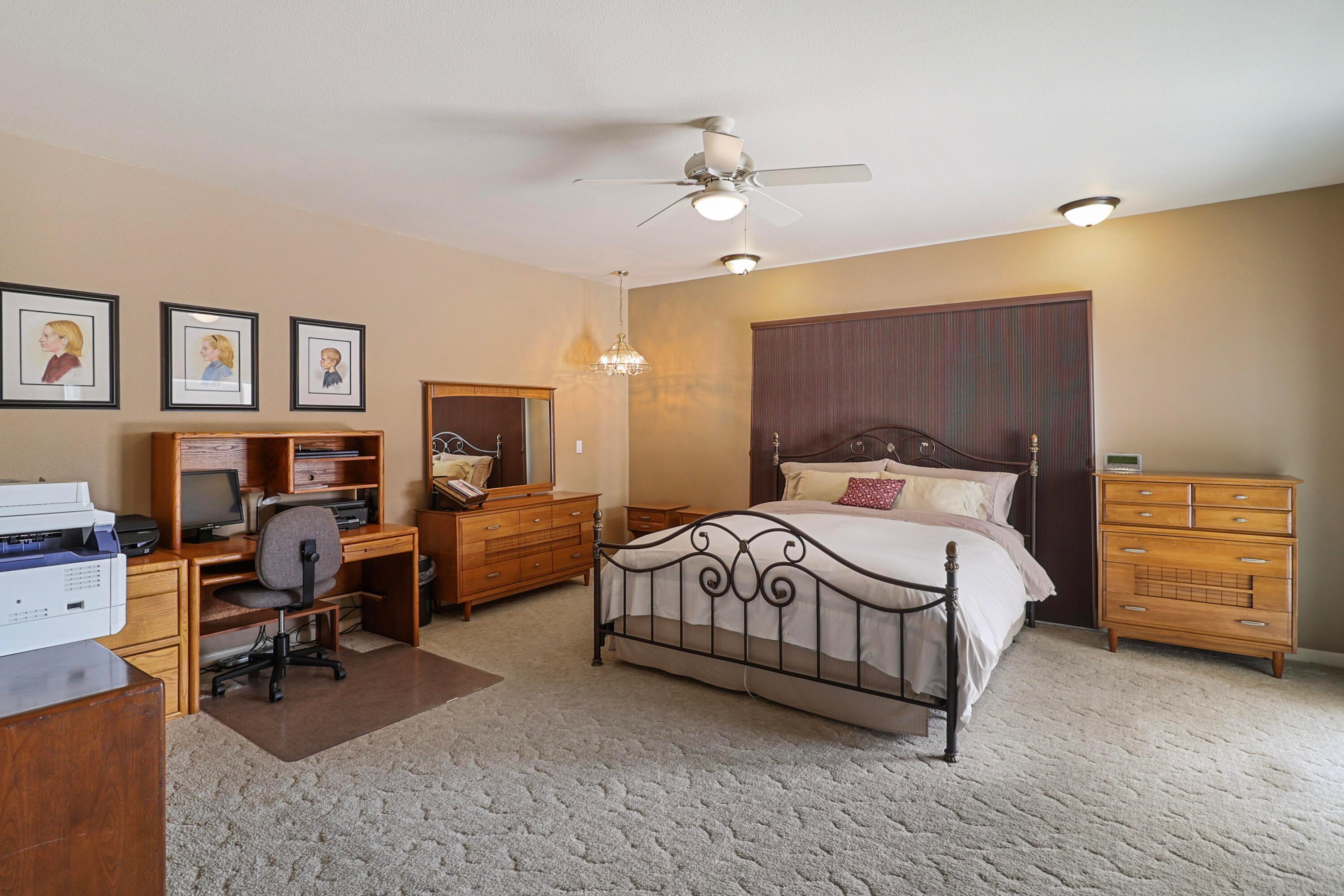 Redding, California, 96002, United States, 3 Bedrooms Bedrooms, ,3 BathroomsBathrooms,Residential,For Sale,1992839