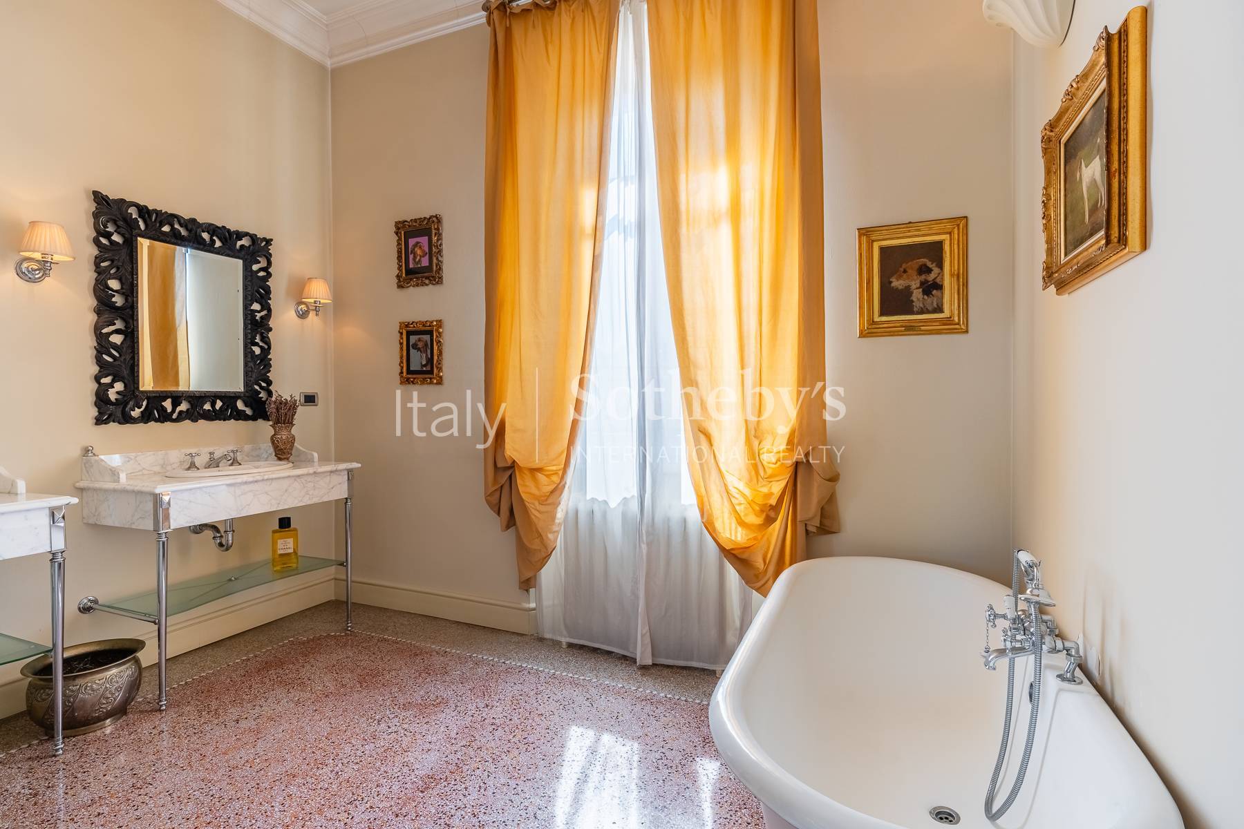  Elegant villa with dépendance in Forte dei Marmi - 物件實景