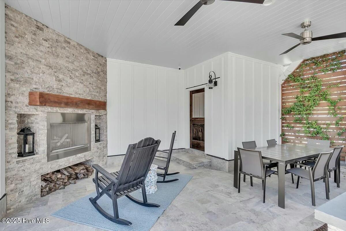 Wilmington, North Carolina, 28411, United States, 5 Bedrooms Bedrooms, ,4 BathroomsBathrooms,Residential,For Sale,1746319