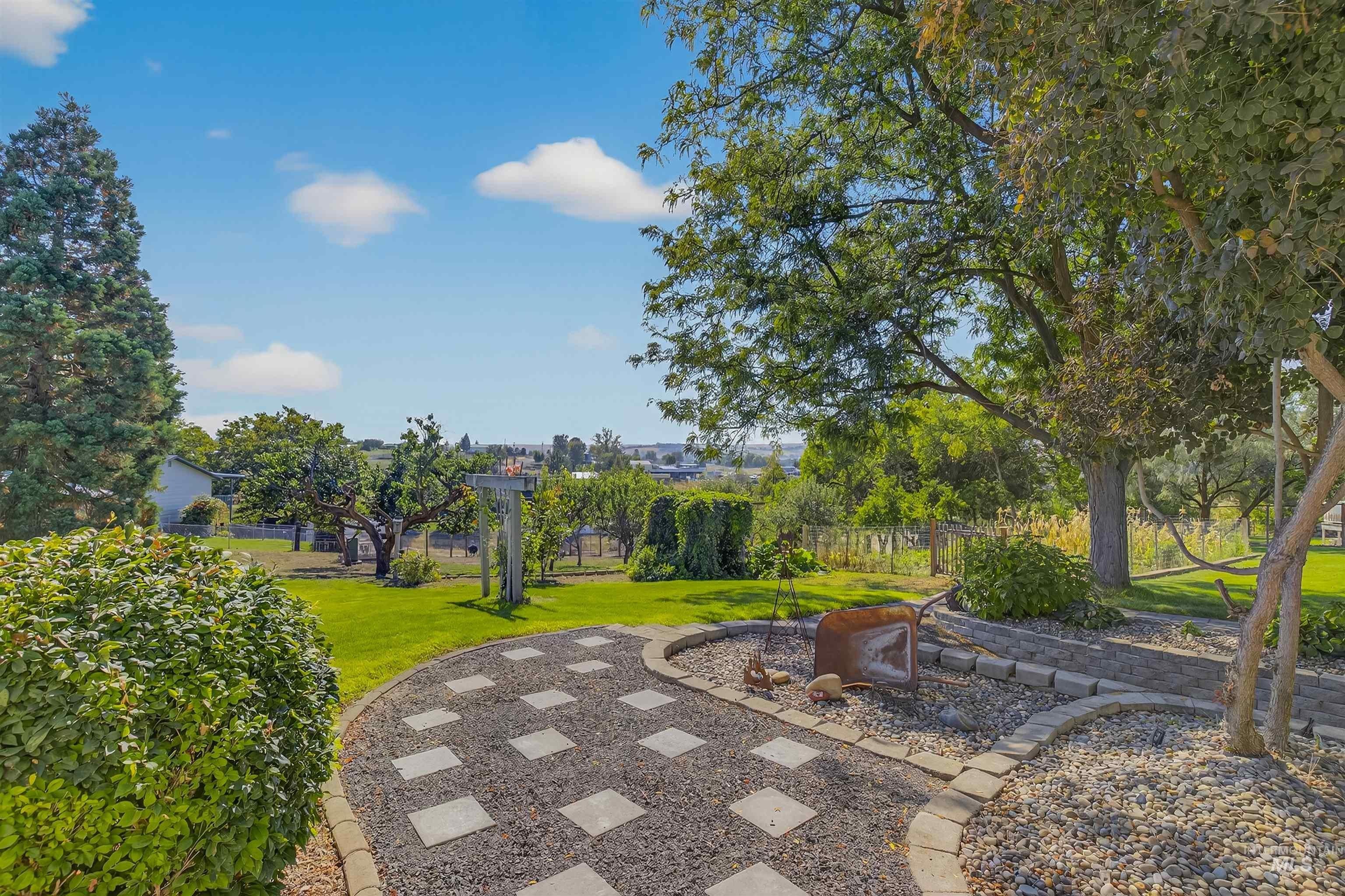 Clarkston, Washington, 99403, United States, 3 Bedrooms Bedrooms, ,3 BathroomsBathrooms,Residential,For Sale,1975063