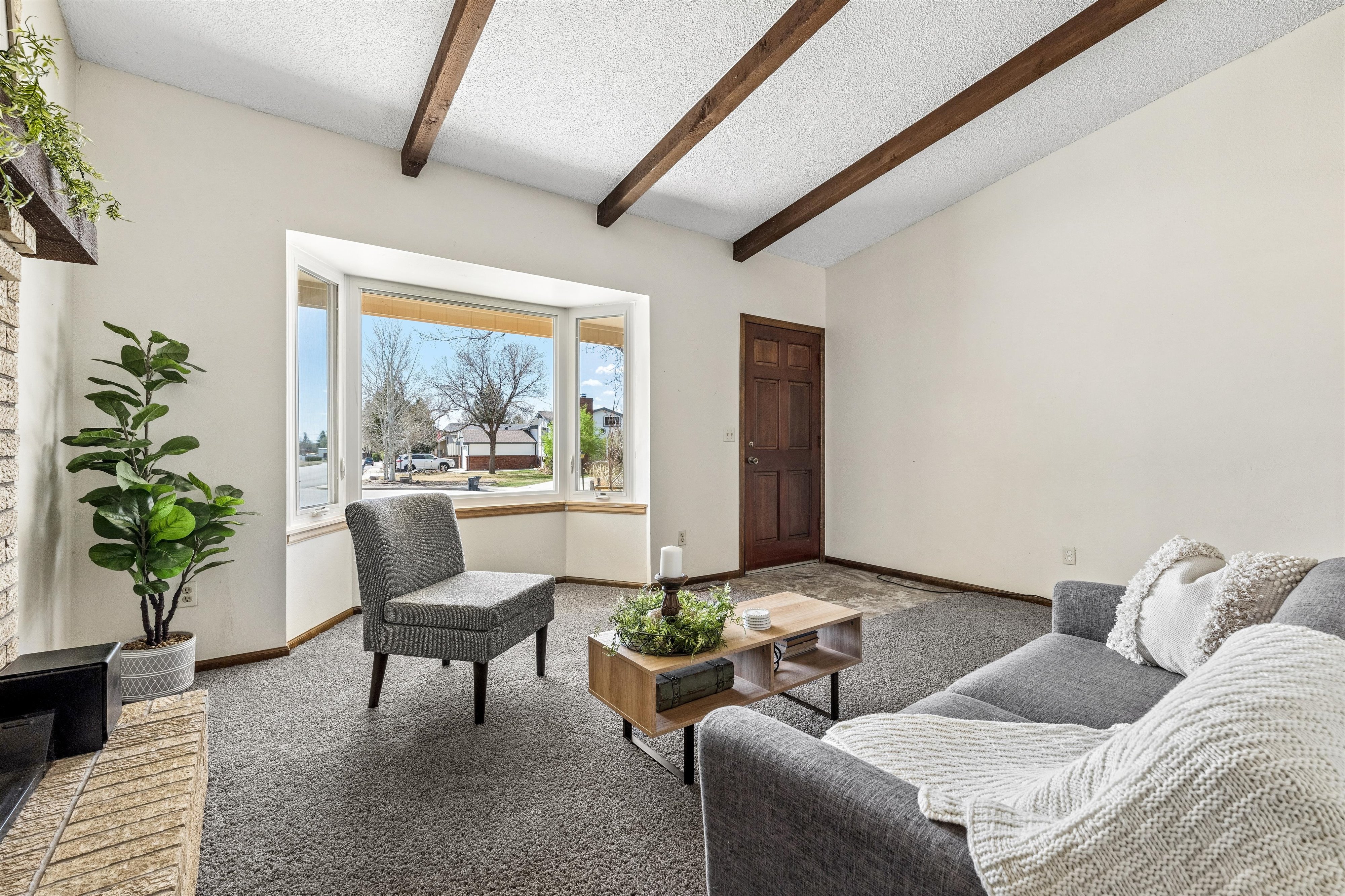  Rare Loveland 3 Bed, 3 Bath Ranch With Full Finished Basement - 物件實景