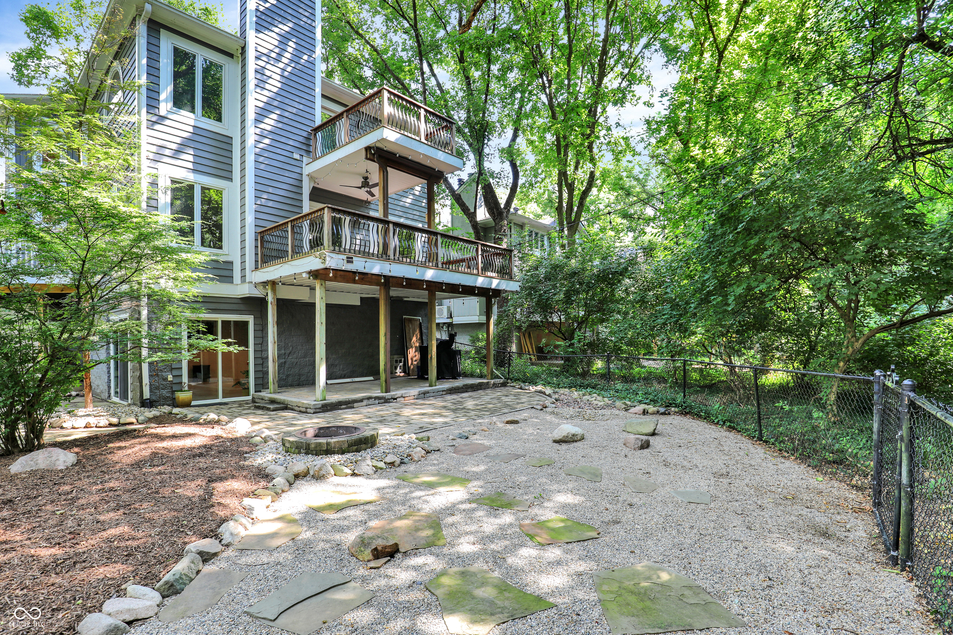 Indianapolis, Indiana, 46240, United States, 4 Bedrooms Bedrooms, ,3 BathroomsBathrooms,Residential,For Sale,1920883
