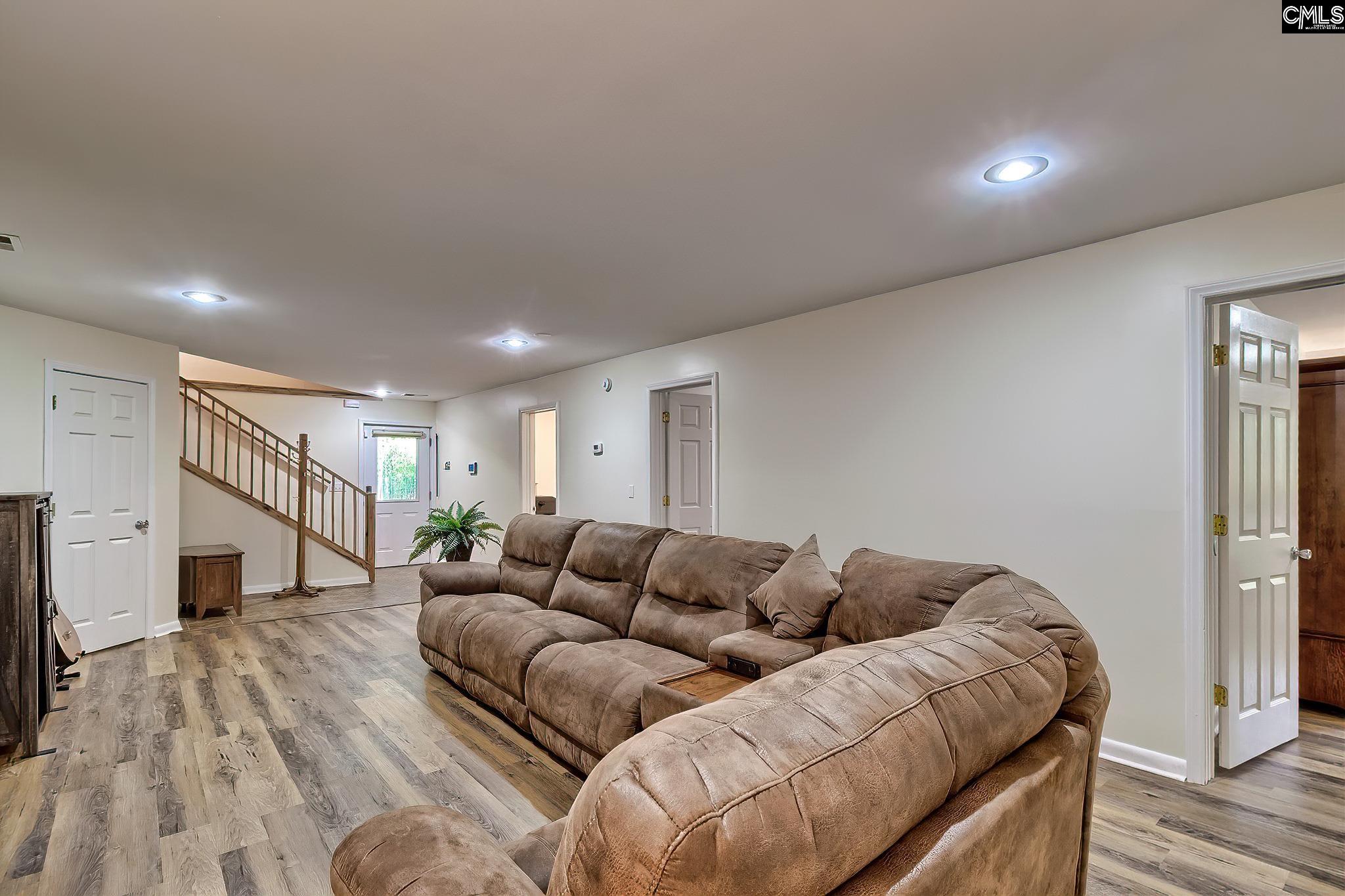Irmo, South Carolina, 29063, United States, 4 Bedrooms Bedrooms, ,3 BathroomsBathrooms,Residential,For Sale,1916789