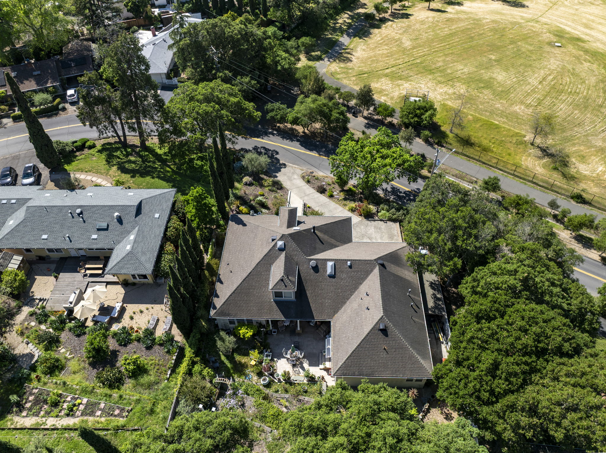  382 Lakeview Avenue Napa CA 94559 - 物件實景
