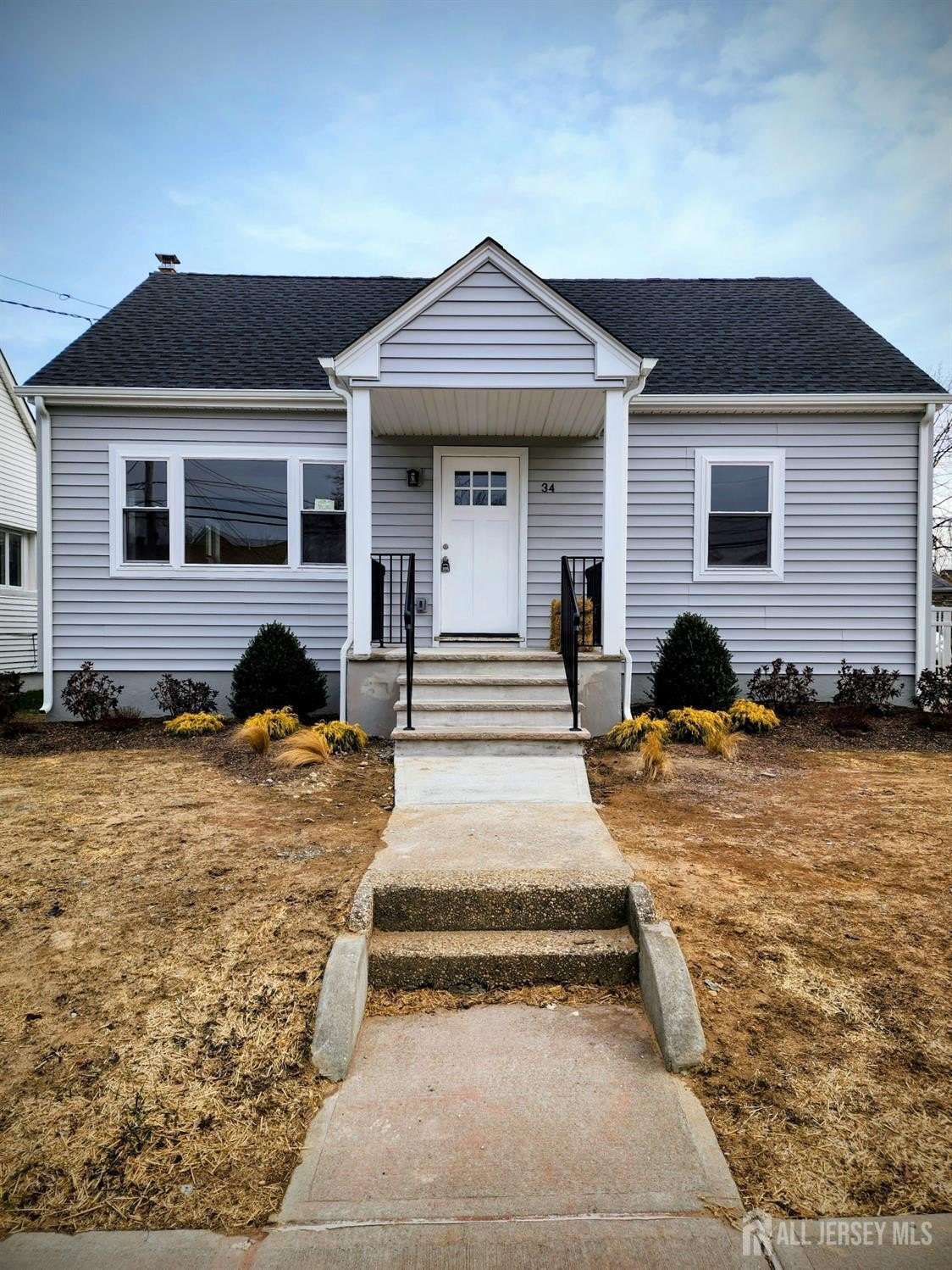 Sayreville, New Jersey, 08879, United States, 4 Bedrooms Bedrooms, ,2 BathroomsBathrooms,Residential,For Sale,2005384