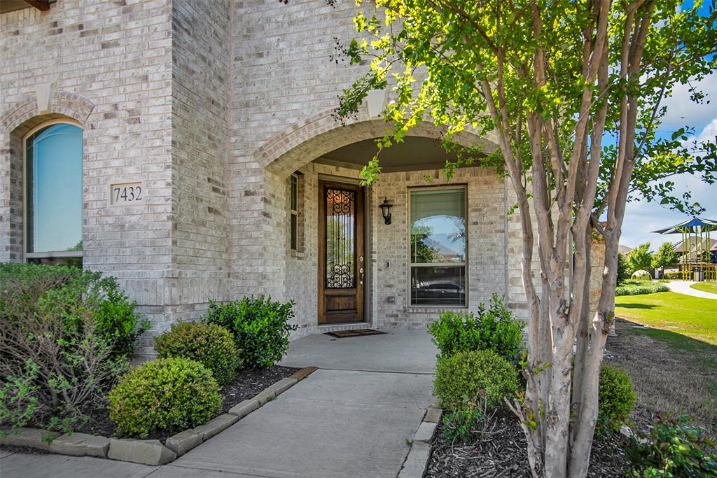 Little Elm, Texas, 76227, United States, 4 Bedrooms Bedrooms, ,3 BathroomsBathrooms,Residential,For Sale,1866695