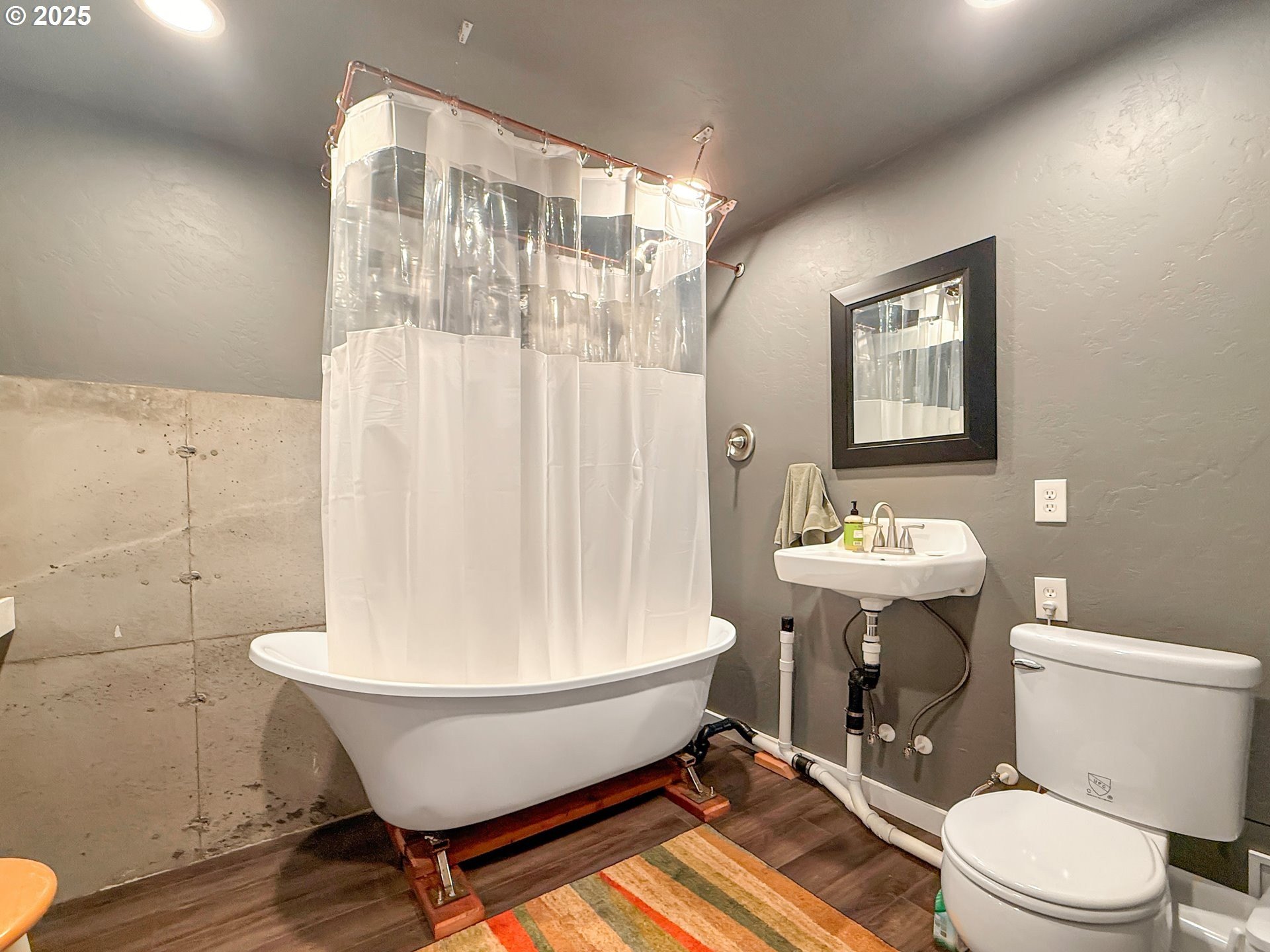 Brookings, Oregon, 97415, United States, 3 Bedrooms Bedrooms, ,2 BathroomsBathrooms,Residential,For Sale,1978372