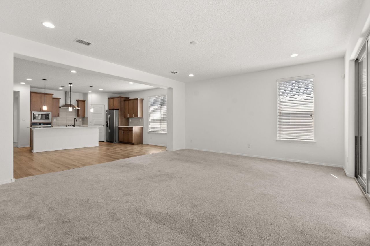 Albuquerque, New Mexico, 87120, United States, 4 Bedrooms Bedrooms, ,2 BathroomsBathrooms,Residential,For Sale,1917579