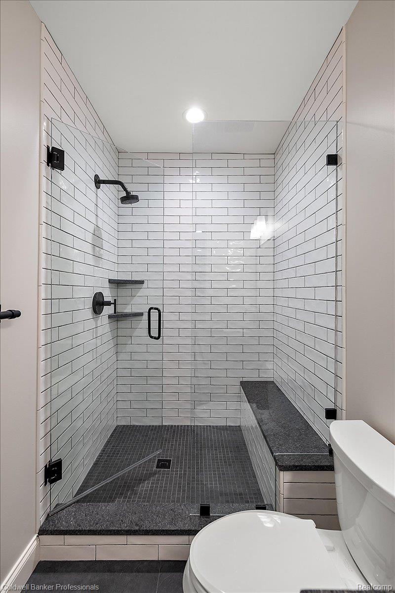 Plymouth, Michigan, 48170, United States, 4 Bedrooms Bedrooms, ,4 BathroomsBathrooms,Residential,For Sale,1986255