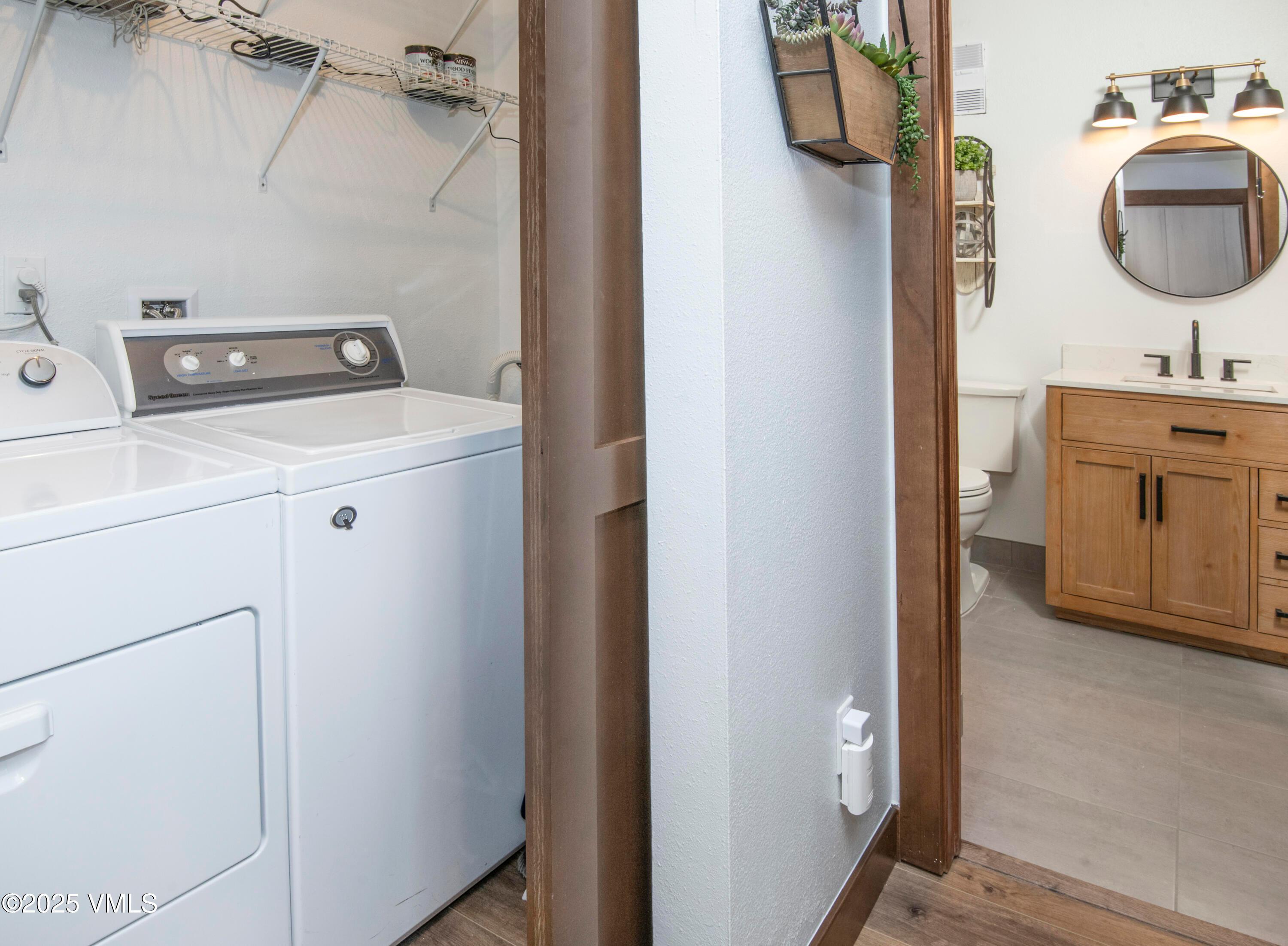 Eagle-Vail, Colorado, 81620, United States, 2 Bedrooms Bedrooms, ,2 BathroomsBathrooms,Residential,For Sale,1989630