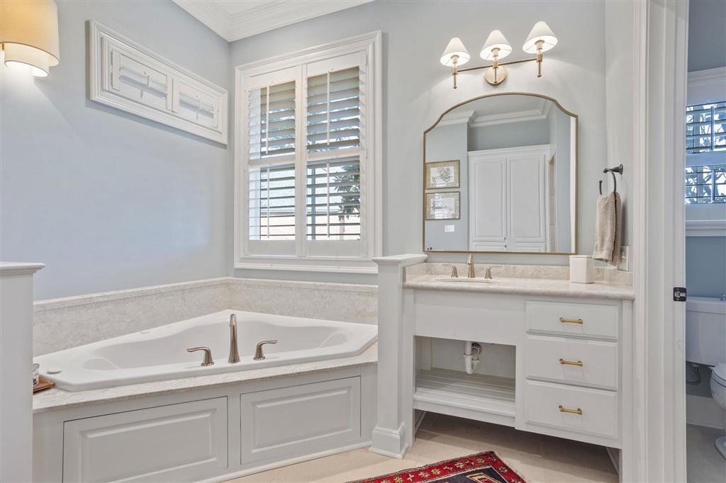 Lake Charles, Louisiana, 70605, United States, 4 Bedrooms Bedrooms, ,4 BathroomsBathrooms,Residential,For Sale,2026946