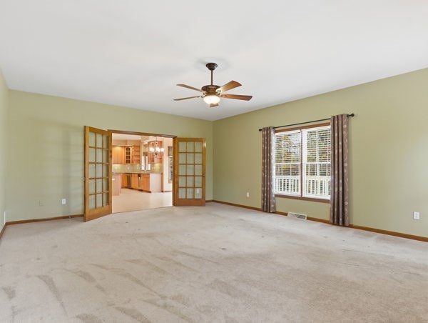 Sayre, Pennsylvania, 18840, United States, 5 Bedrooms Bedrooms, ,4 BathroomsBathrooms,Residential,For Sale,1979429