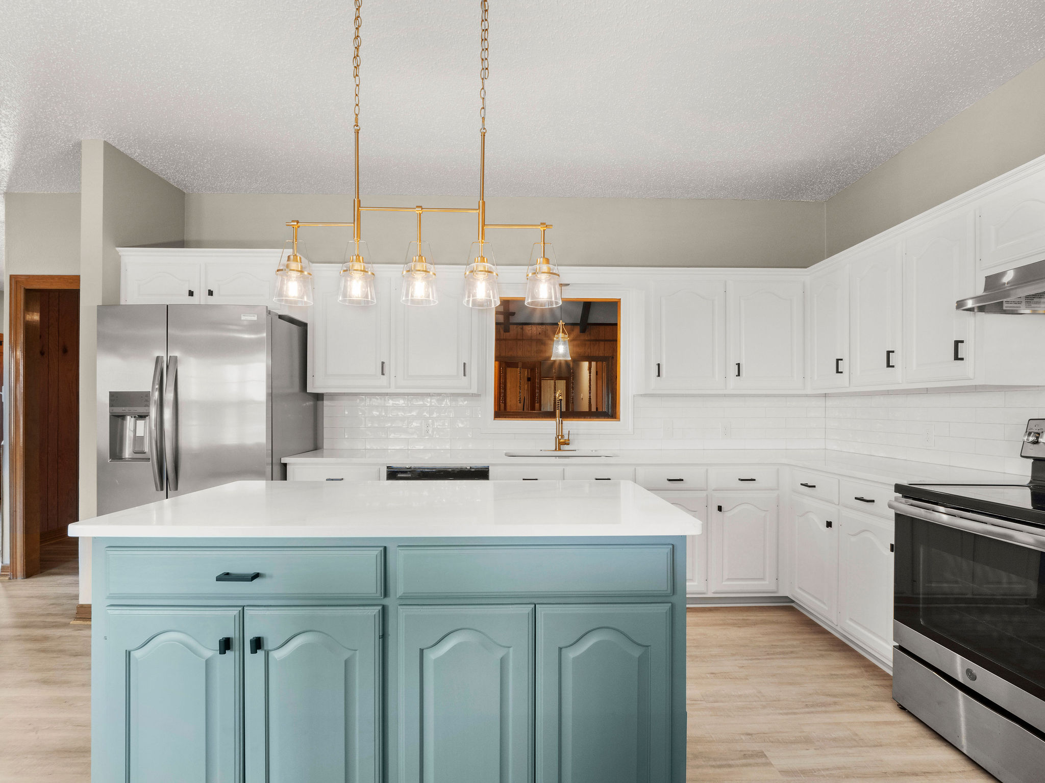 Zwolle, Louisiana, 71486, United States, 5 Bedrooms Bedrooms, ,3 BathroomsBathrooms,Residential,For Sale,1981648