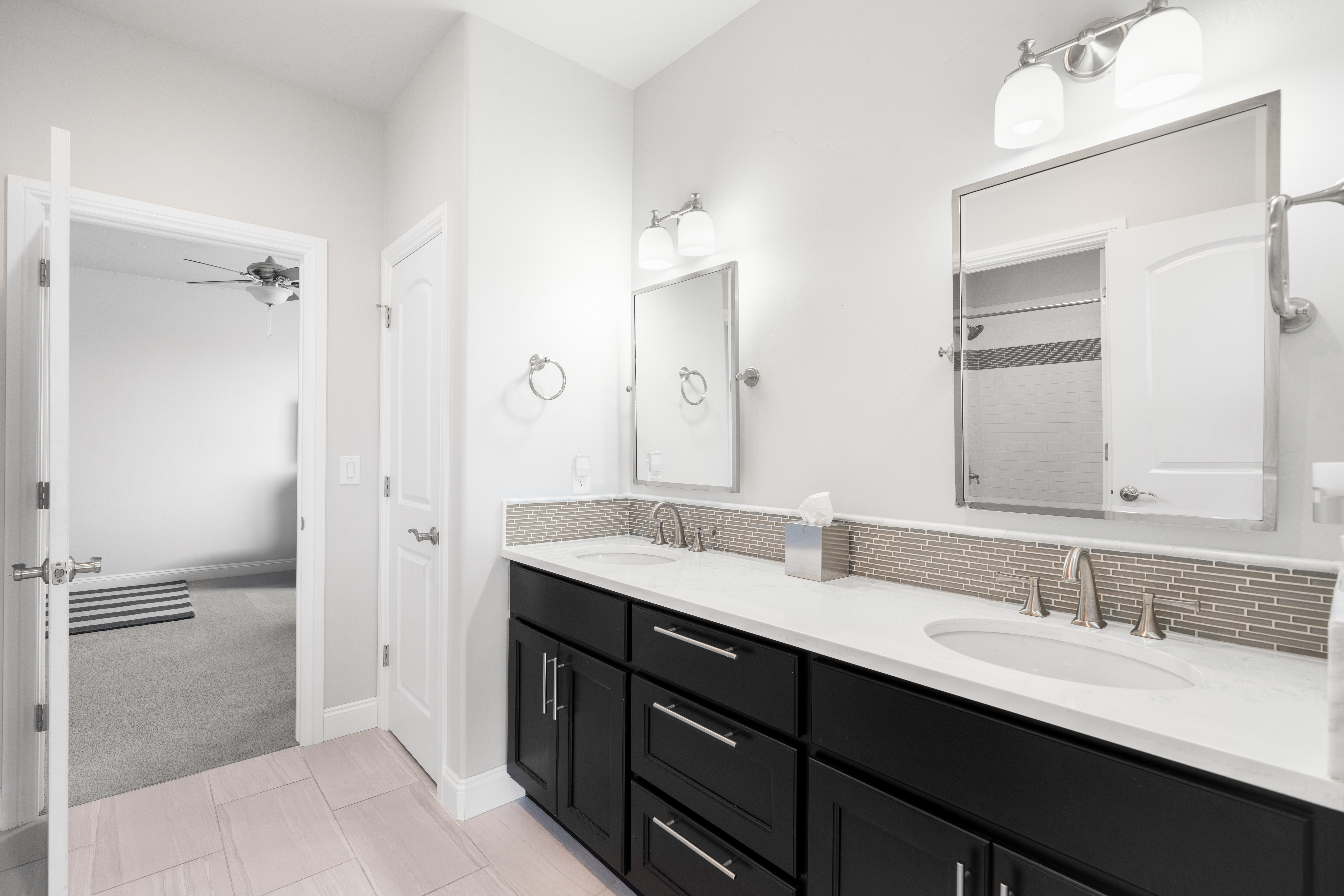  Beautifully upgraded home blends luxury, comfort, and functionality. - 物件實景