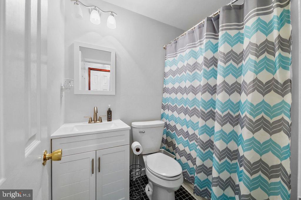 Marlton, New Jersey, 08053, United States, 5 Bedrooms Bedrooms, ,3 BathroomsBathrooms,Residential,For Sale,1904803