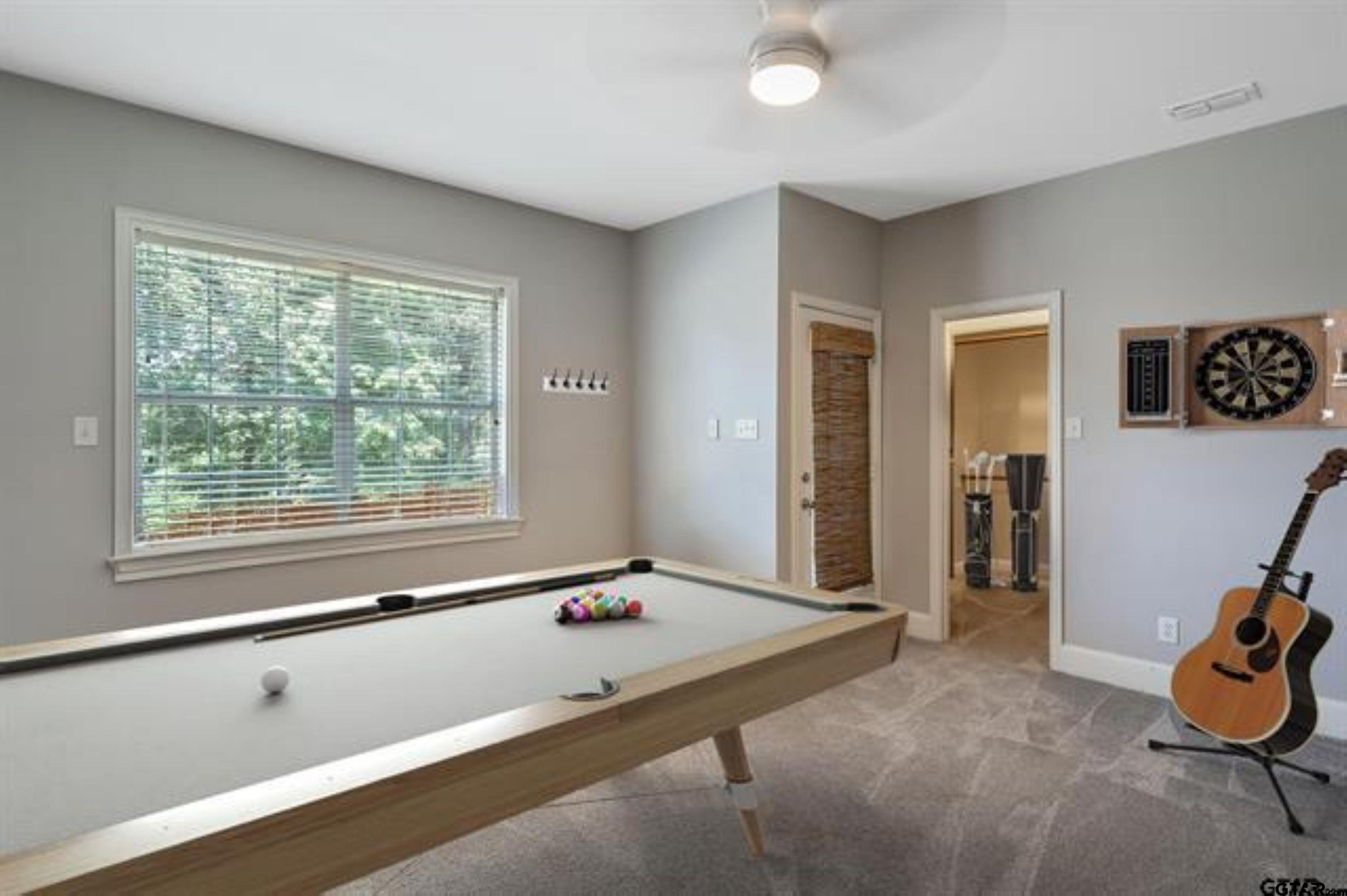 Tyler, Texas, 75703, United States, 5 Bedrooms Bedrooms, ,5 BathroomsBathrooms,Residential,For Sale,1901278