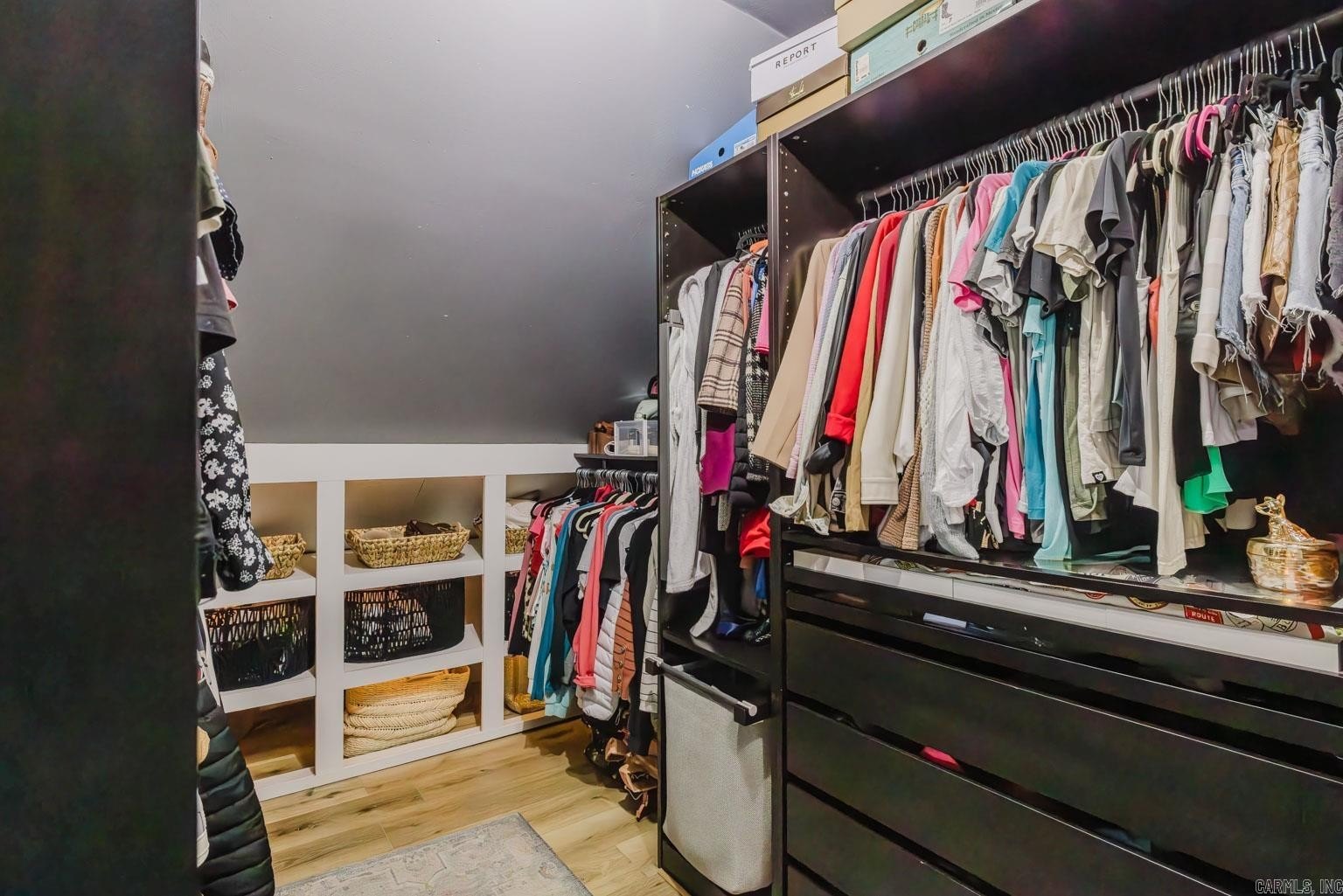 Benton, Arkansas, 72015, United States, 5 Bedrooms Bedrooms, ,3 BathroomsBathrooms,Residential,For Sale,1978778