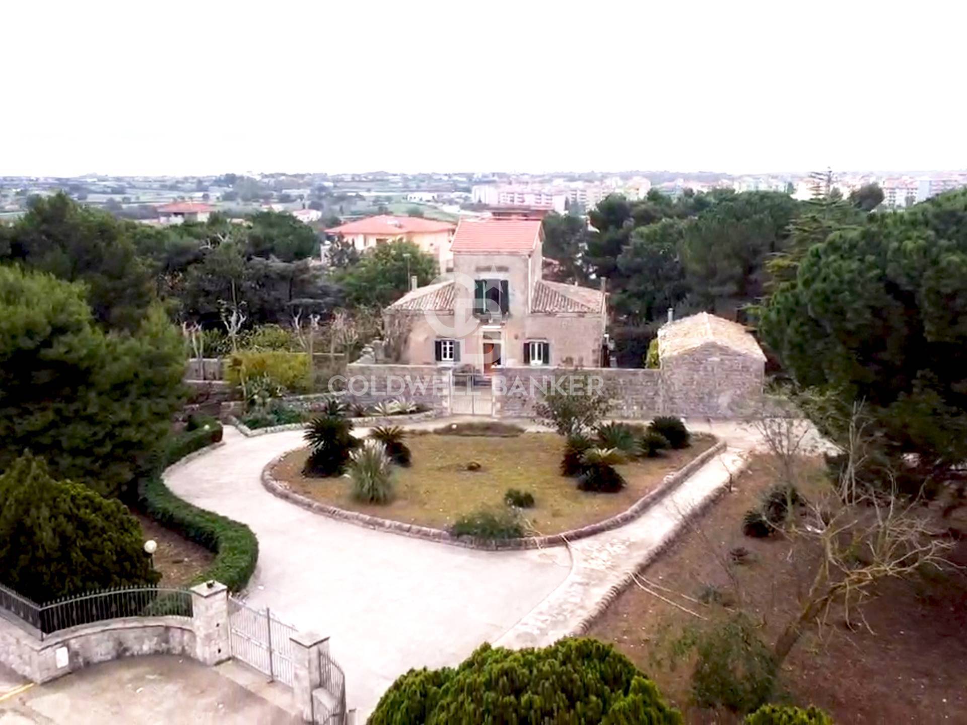 Via Sulsenti, Modica, Ragusa, 97015, IT, 4 Bedrooms Bedrooms, ,4 BathroomsBathrooms,Residential,For Sale,Via Sulsenti,1670426