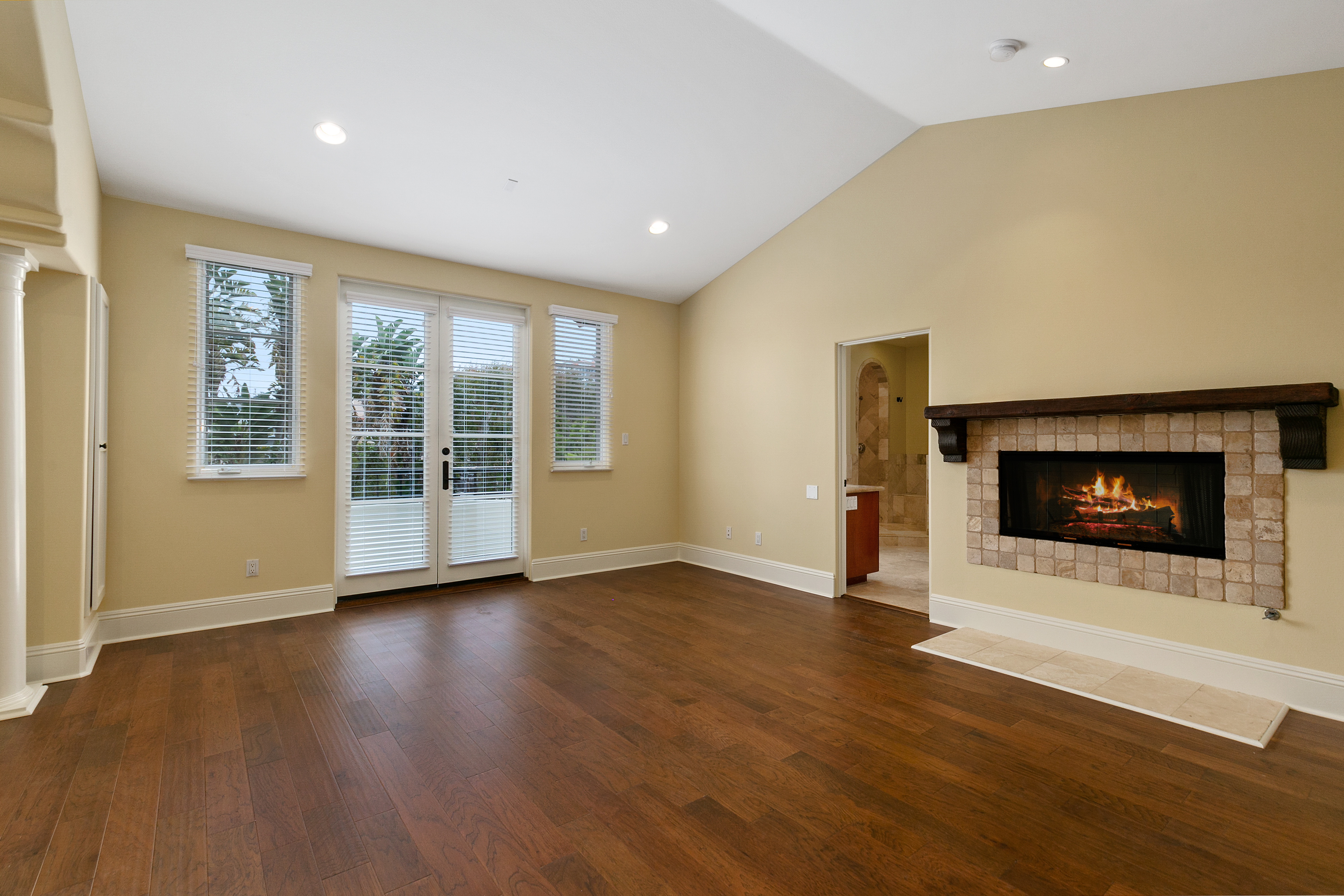 Hermosa Beach, California, 90254, United States, 5 Bedrooms Bedrooms, ,5 BathroomsBathrooms,Residential,For Sale,1838014