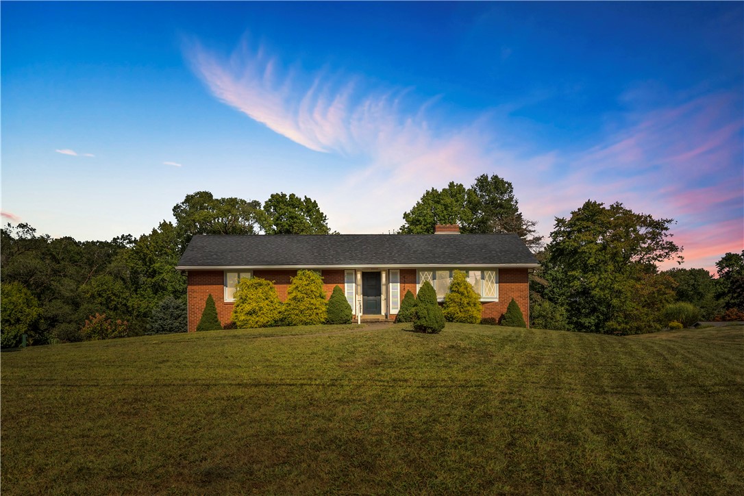 McCandless, Pennsylvania, 15101, United States, 4 Bedrooms Bedrooms, ,3 BathroomsBathrooms,Residential,For Sale,1940851