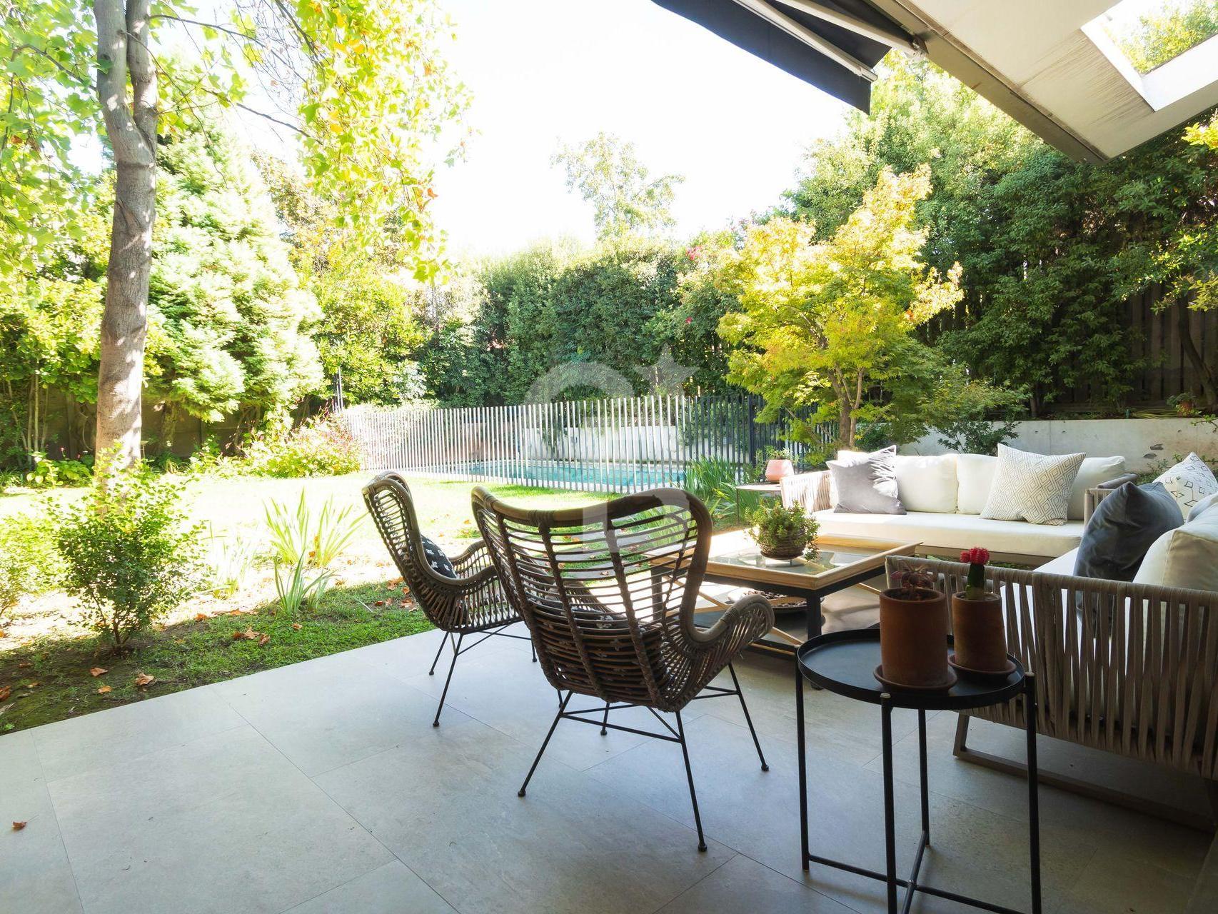 Lo Barnechea, Chile, 4 Bedrooms Bedrooms, ,3 BathroomsBathrooms,Residential,For Sale,1969054