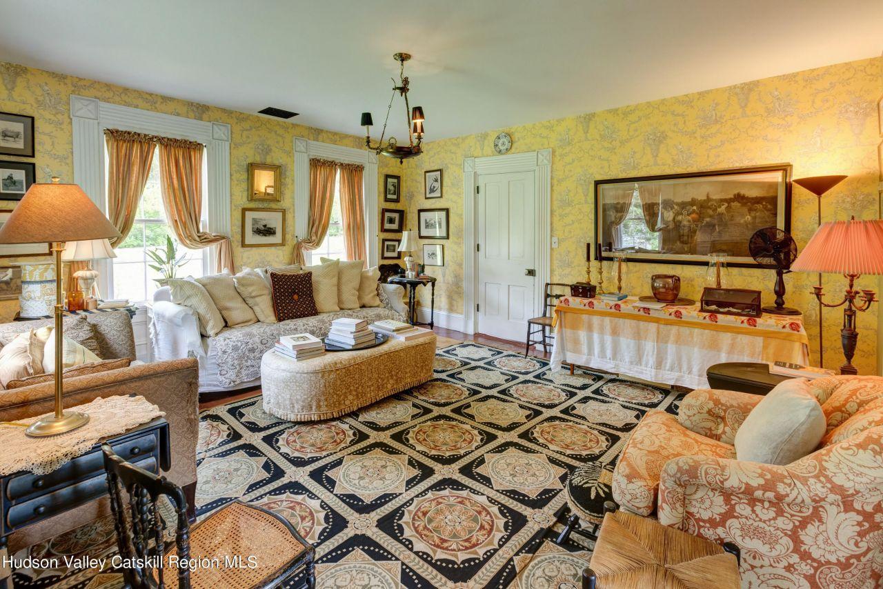 Bovina, New York, 13740, United States, 4 Bedrooms Bedrooms, ,2 BathroomsBathrooms,Residential,For Sale,1826483