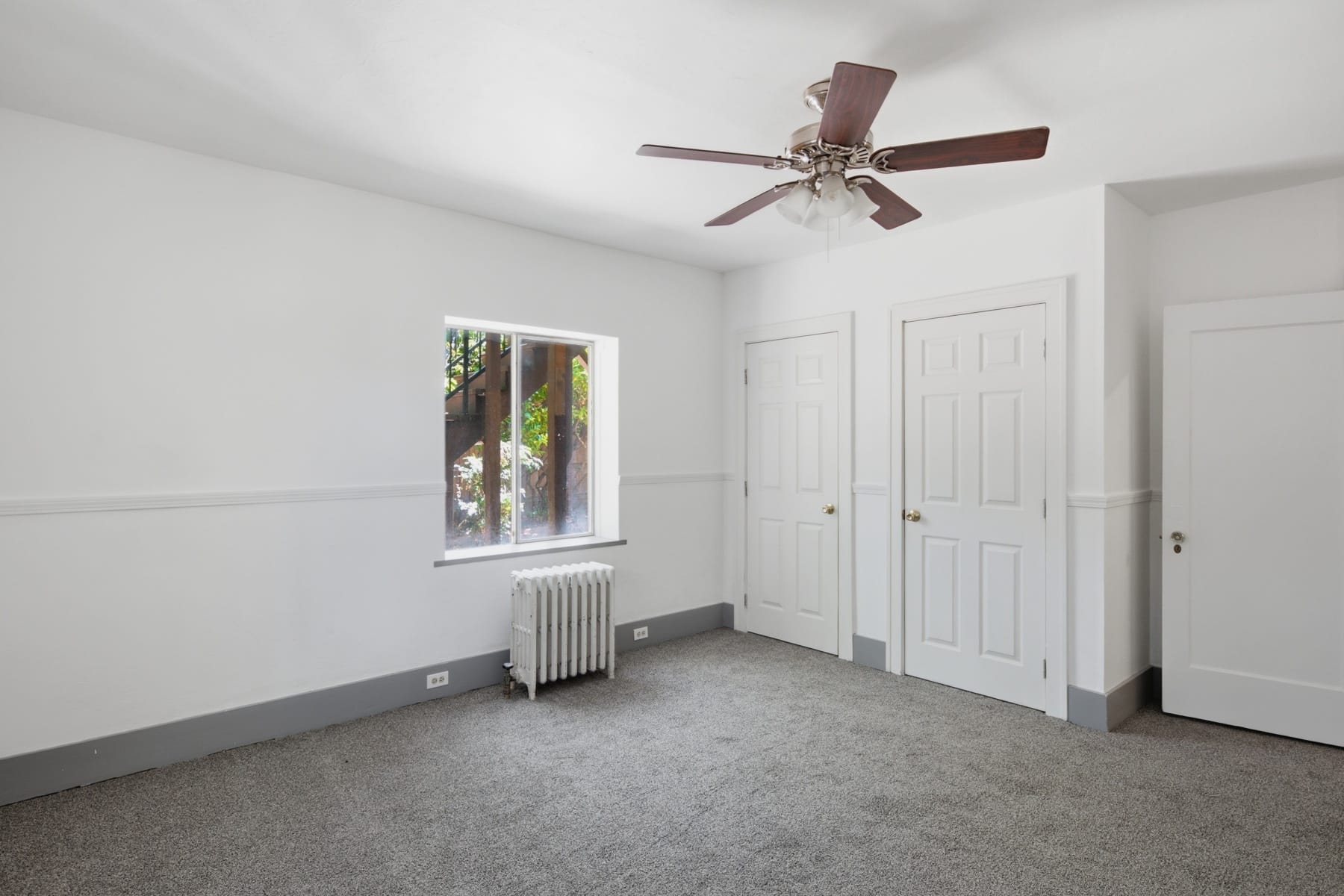  220 NW A Street Grants Pass, OR 97526 - 物件實景