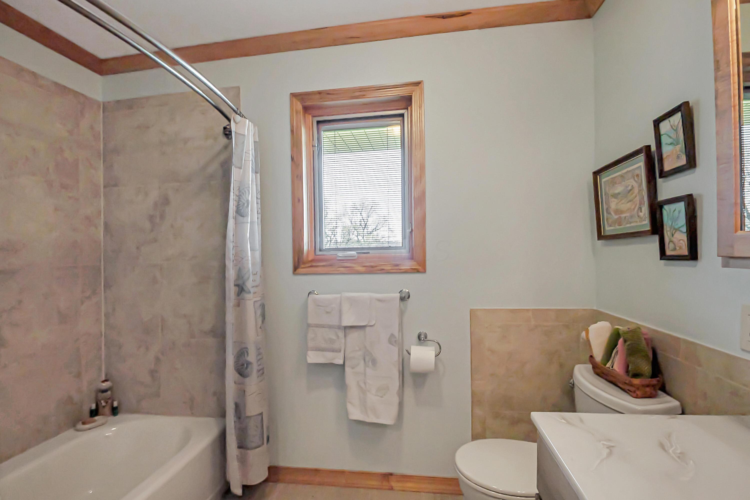 Zanesville, Ohio, 43701, United States, 4 Bedrooms Bedrooms, ,3 BathroomsBathrooms,Residential,For Sale,1766753
