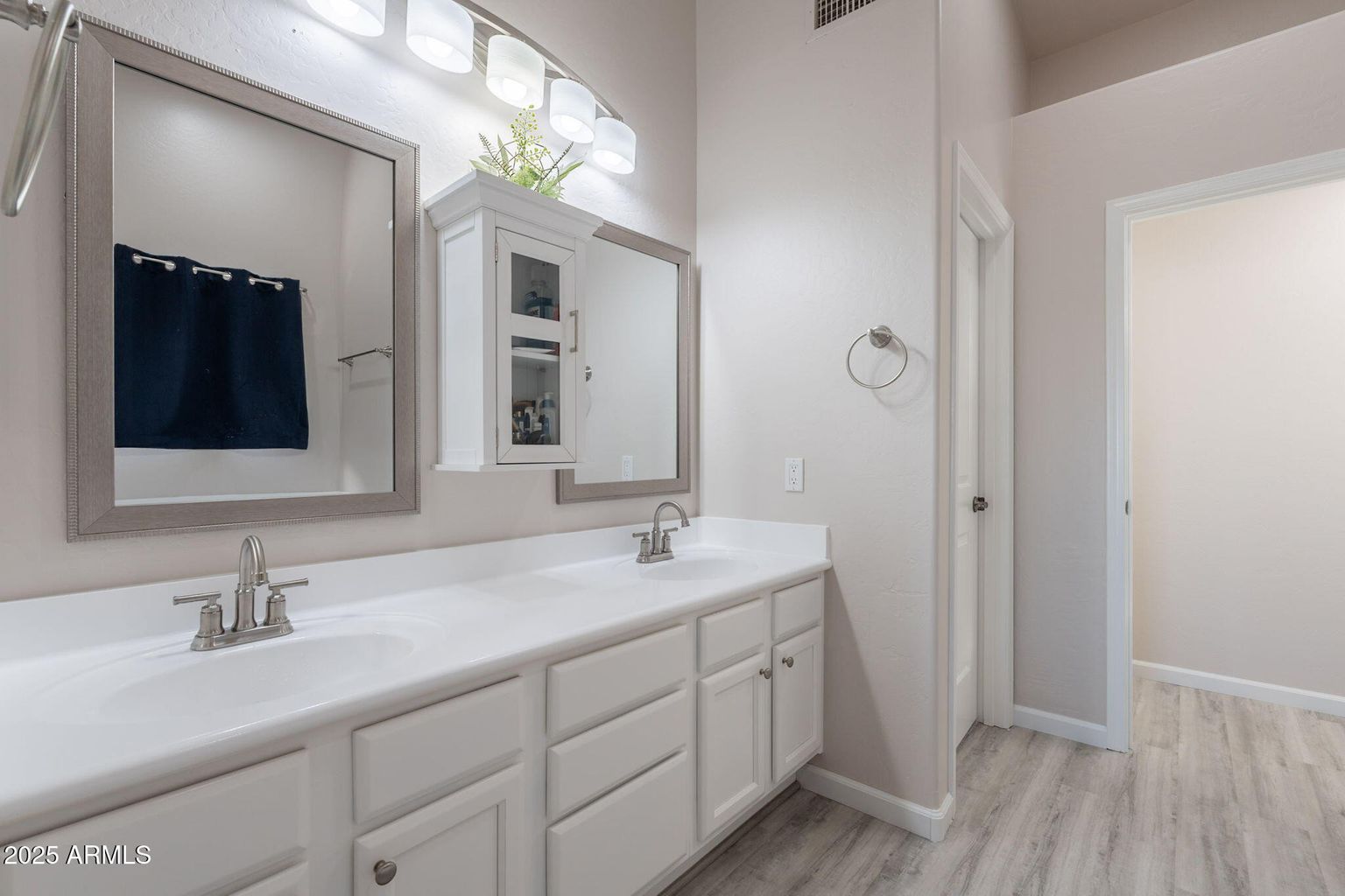 Queen Creek, Arizona, 85143, United States, 3 Bedrooms Bedrooms, ,2 BathroomsBathrooms,Residential,For Sale,1974744