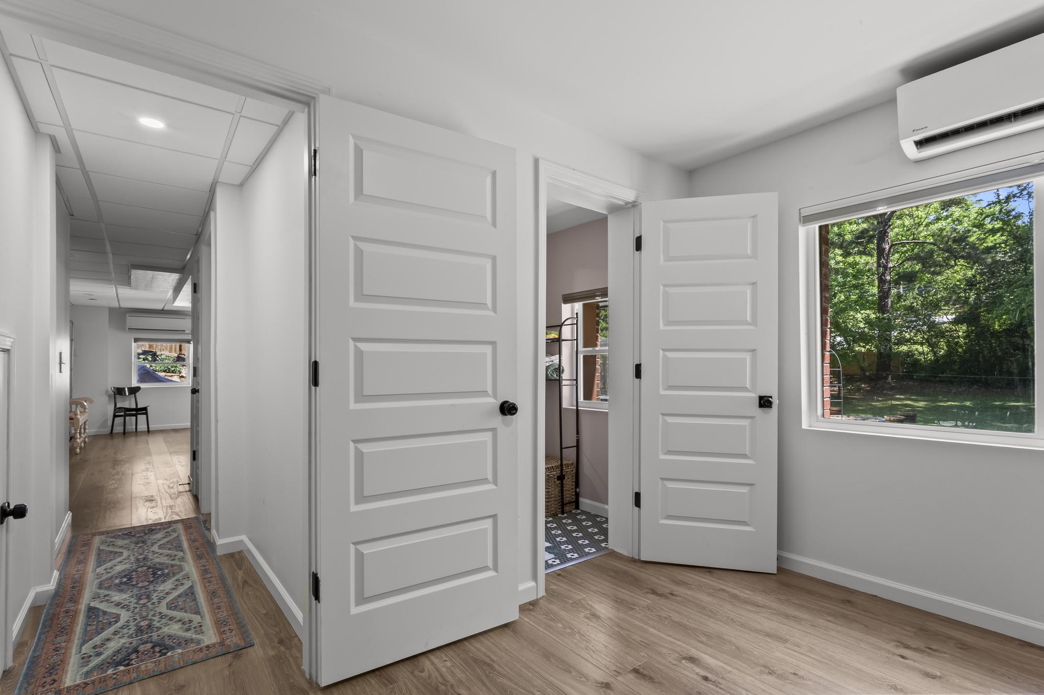  Thoughtfully Designed, Fully Renovated Home - 物件實景