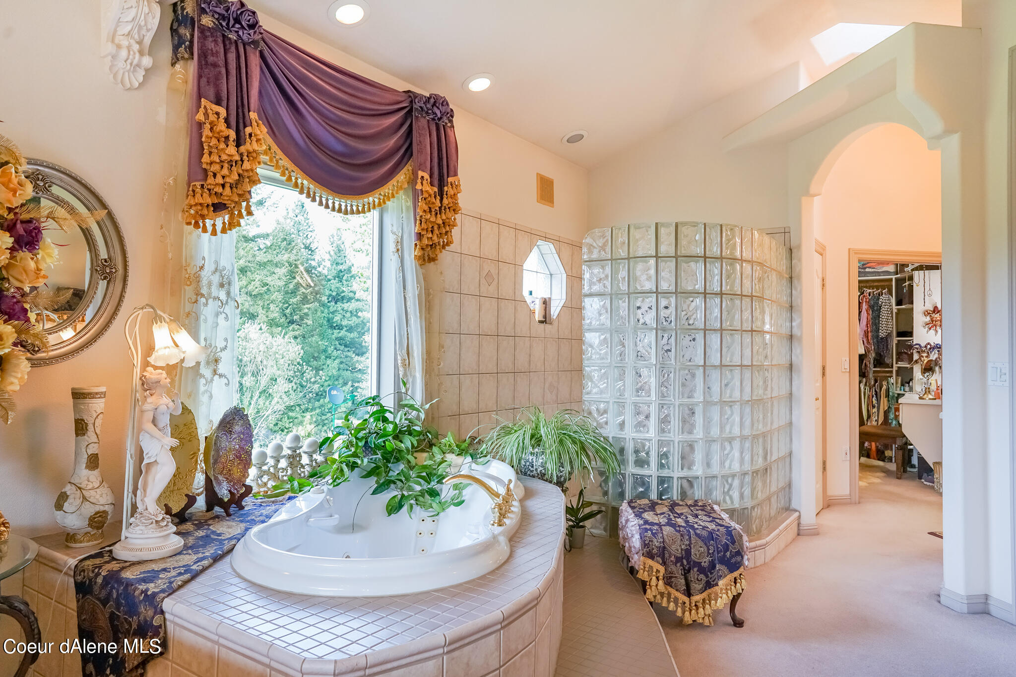 St. Maries, Idaho, 83861, United States, 3 Bedrooms Bedrooms, ,3 BathroomsBathrooms,Residential,For Sale,1923080