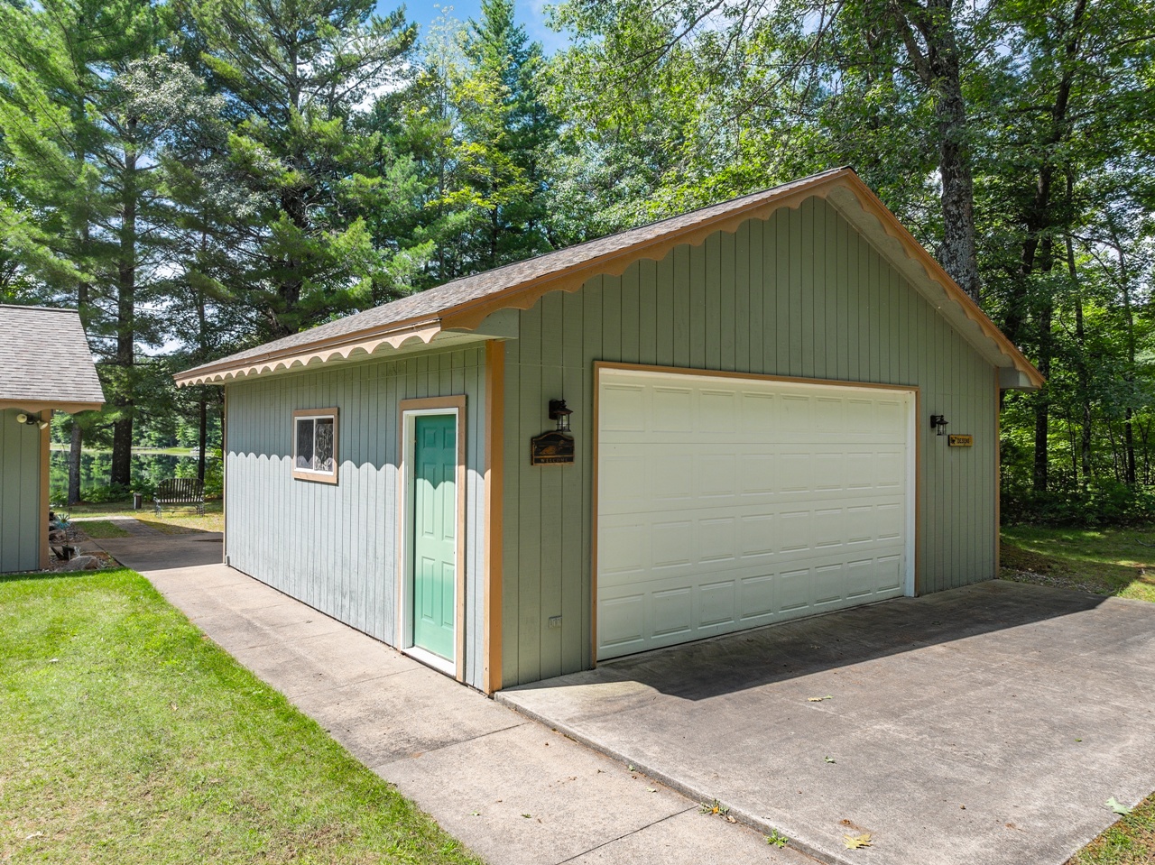 Manitowish Waters, Wisconsin, 54545, United States, 3 Bedrooms Bedrooms, ,1 BathroomBathrooms,Residential,For Sale,1943347