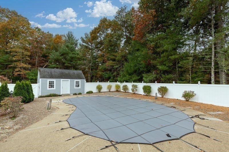 Plymouth, Massachusetts, 02360, United States, 3 Bedrooms Bedrooms, ,2 BathroomsBathrooms,Residential,For Sale,1982204