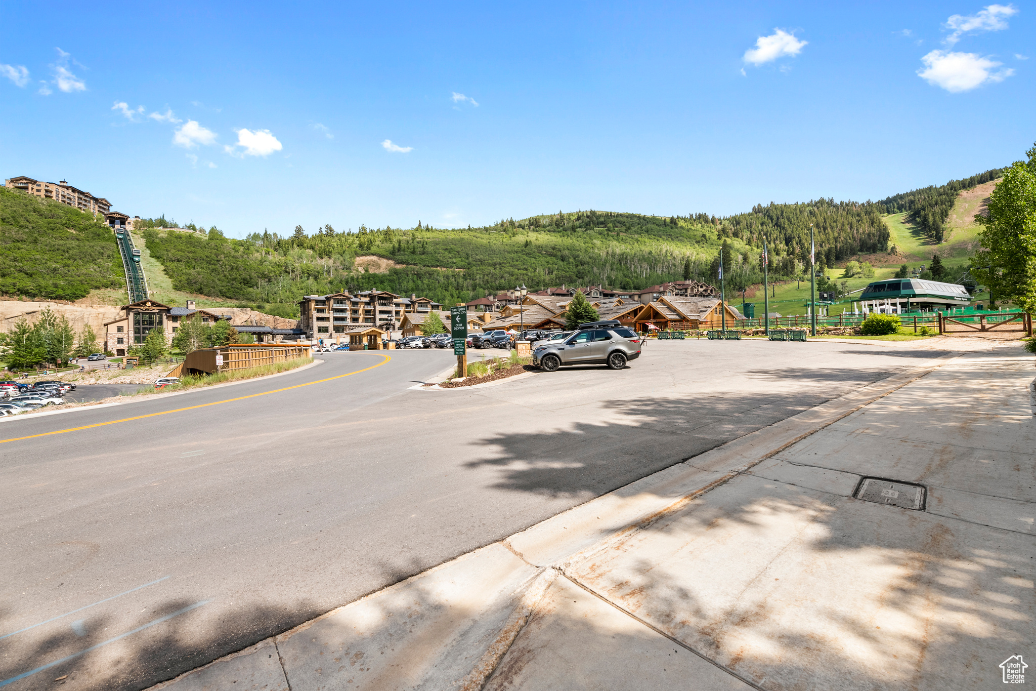 Park City, Utah, 84060, United States, 2 Bedrooms Bedrooms, ,3 BathroomsBathrooms,Residential,For Sale,1900952