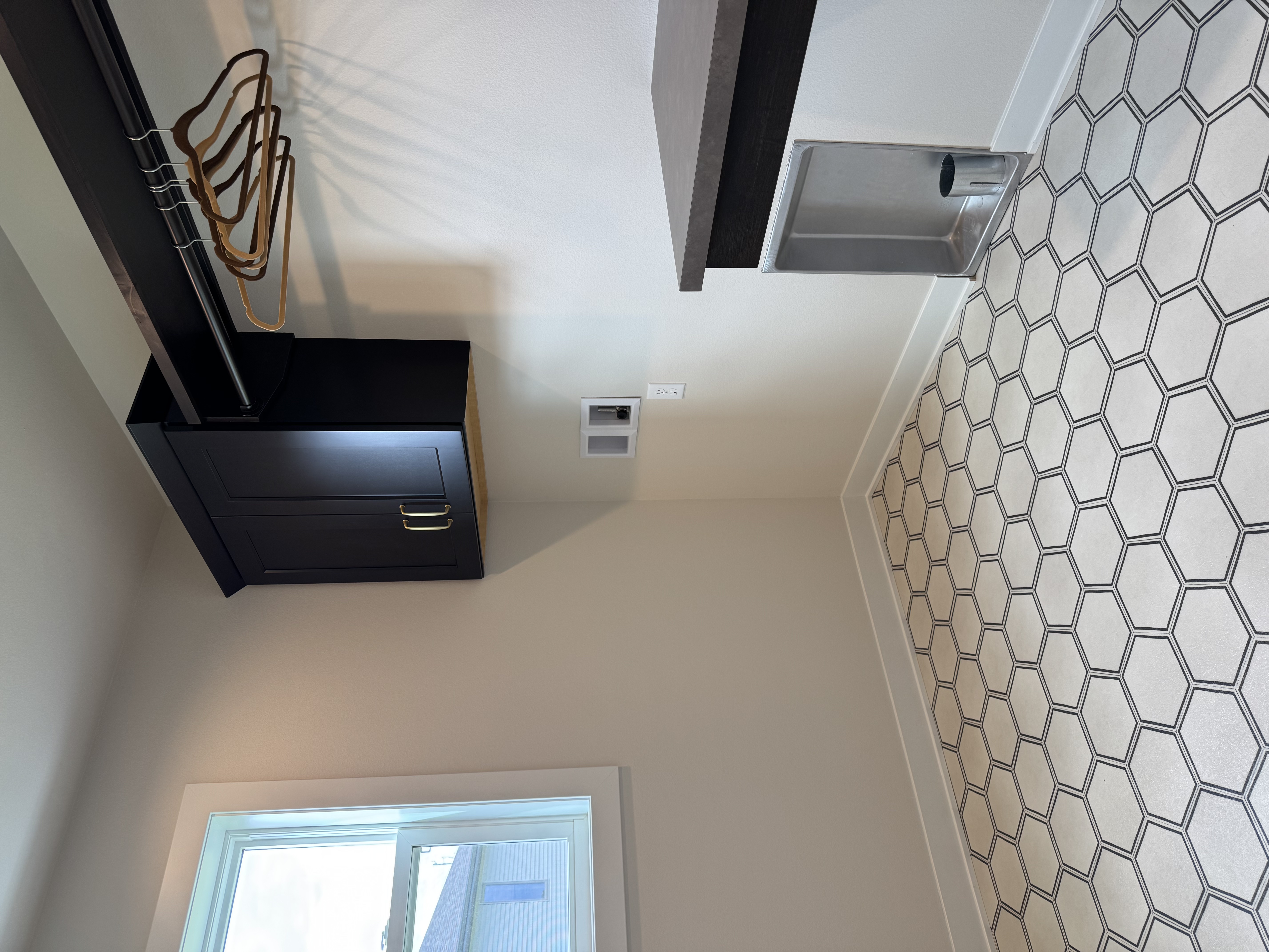 Sheboygan, Wisconsin, 53081, United States, 4 Bedrooms Bedrooms, ,3 BathroomsBathrooms,Residential,For Sale,1967006