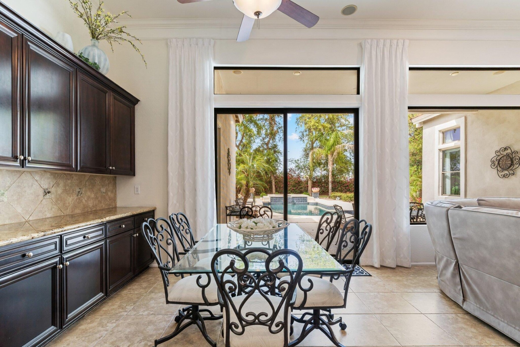  4262 E Meadowview Drive  Gilbert, AZ - 物件實景