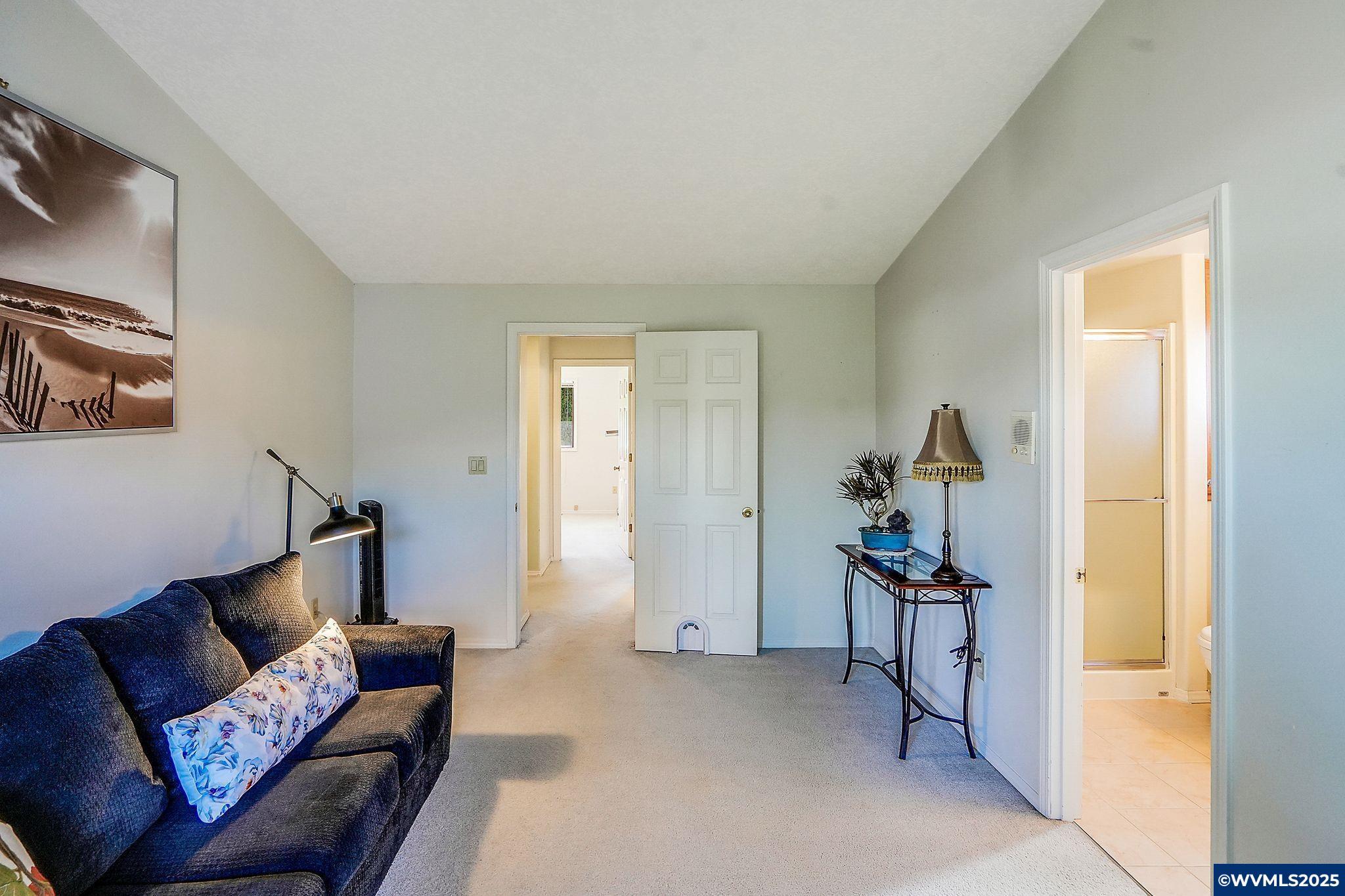 Salem, Oregon, 97302, United States, 5 Bedrooms Bedrooms, ,4 BathroomsBathrooms,Residential,For Sale,1728980
