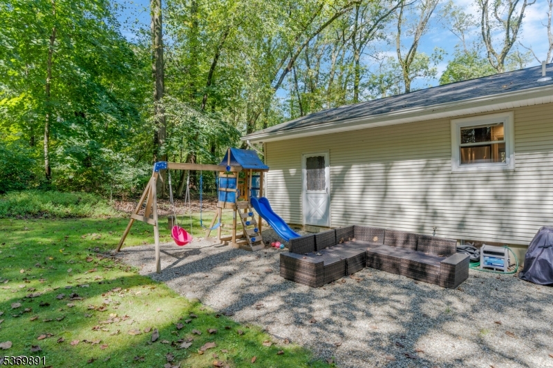 Bethlehem Twp., New Jersey, 08802, United States, 3 Bedrooms Bedrooms, ,2 BathroomsBathrooms,Residential,For Sale,1949584