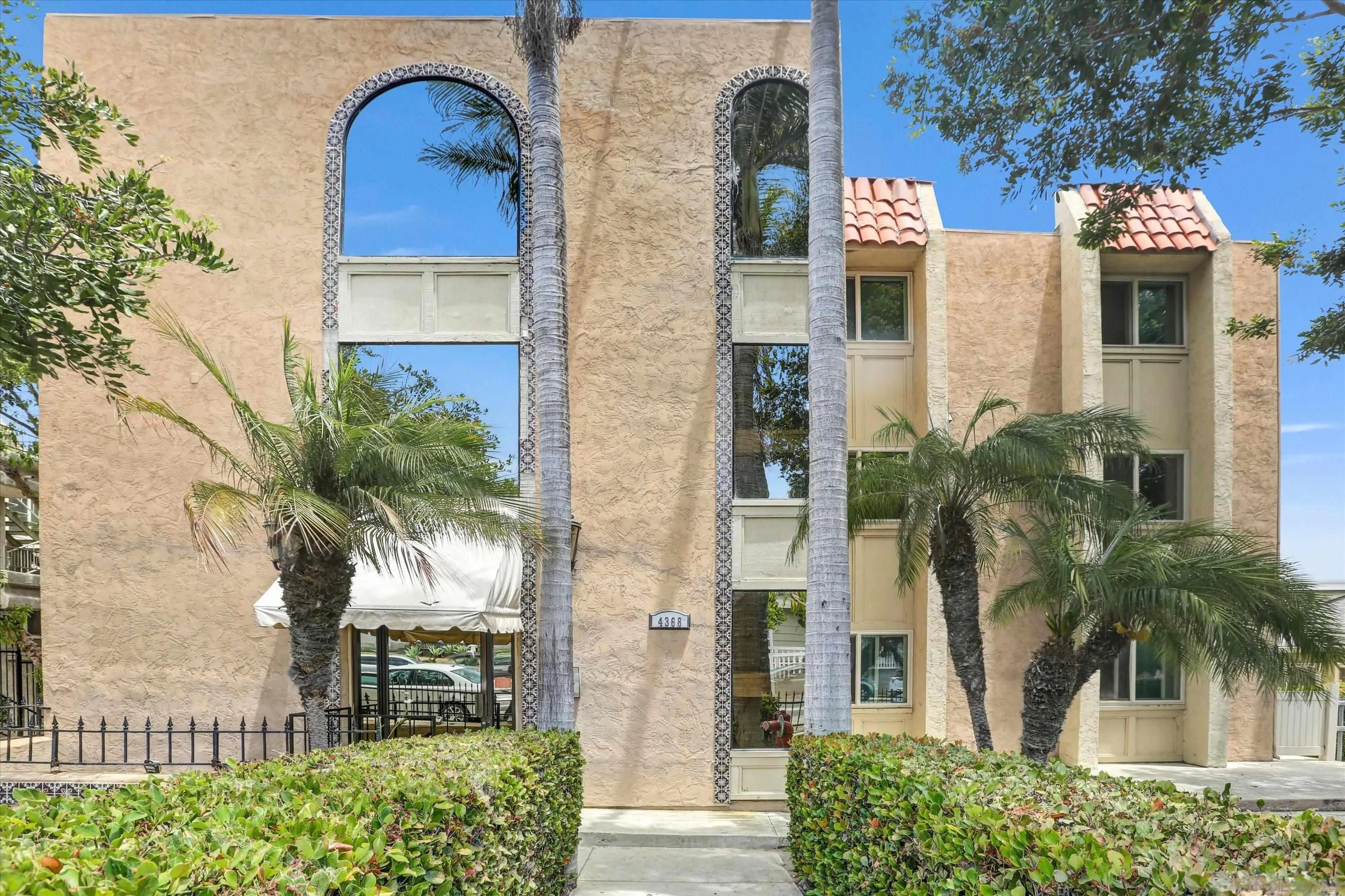 San Diego, California, 92107, United States, 2 Bedrooms Bedrooms, ,1 BathroomBathrooms,Residential,For Sale,1874558