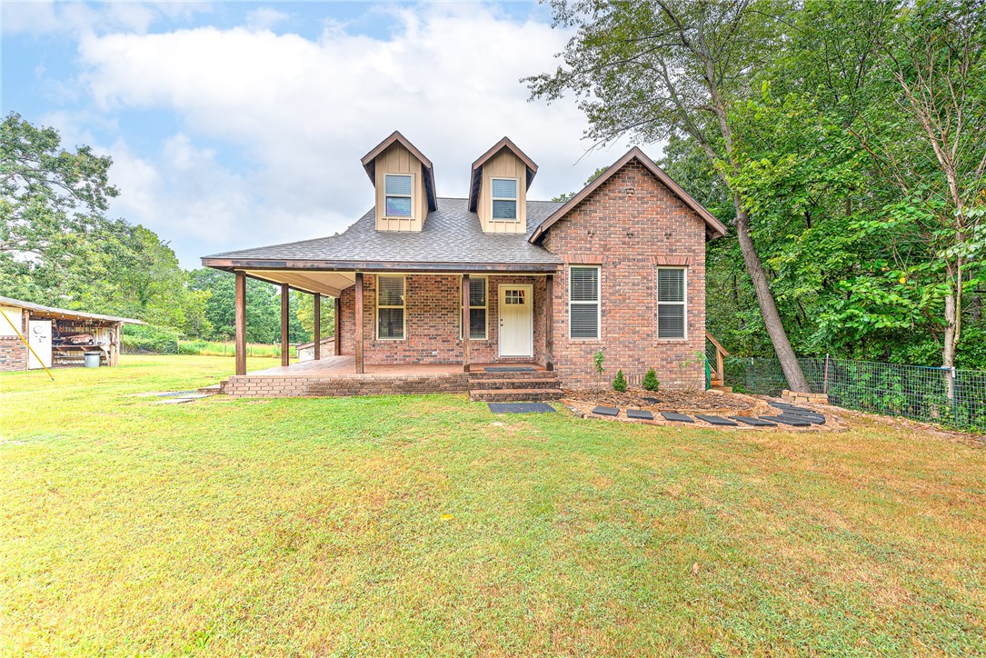Gravette, Arkansas, 72736, United States, 3 Bedrooms Bedrooms, ,3 BathroomsBathrooms,Residential,For Sale,1933044
