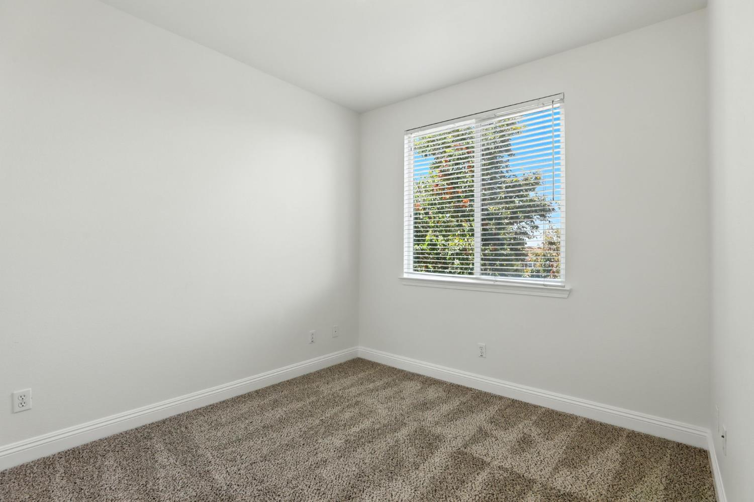Sacramento, California, 95835, United States, 4 Bedrooms Bedrooms, ,3 BathroomsBathrooms,Residential,For Sale,1950179