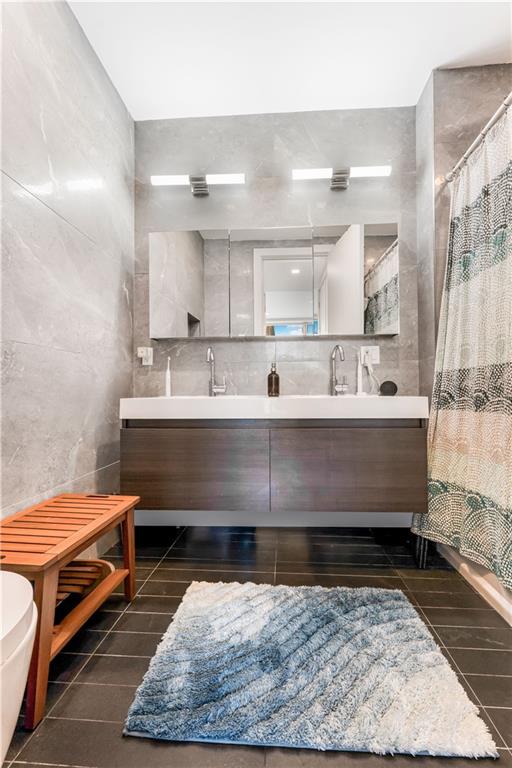 Brooklyn, New York, 11216, United States, 2 Bedrooms Bedrooms, ,2 BathroomsBathrooms,Residential,For Sale,1885405