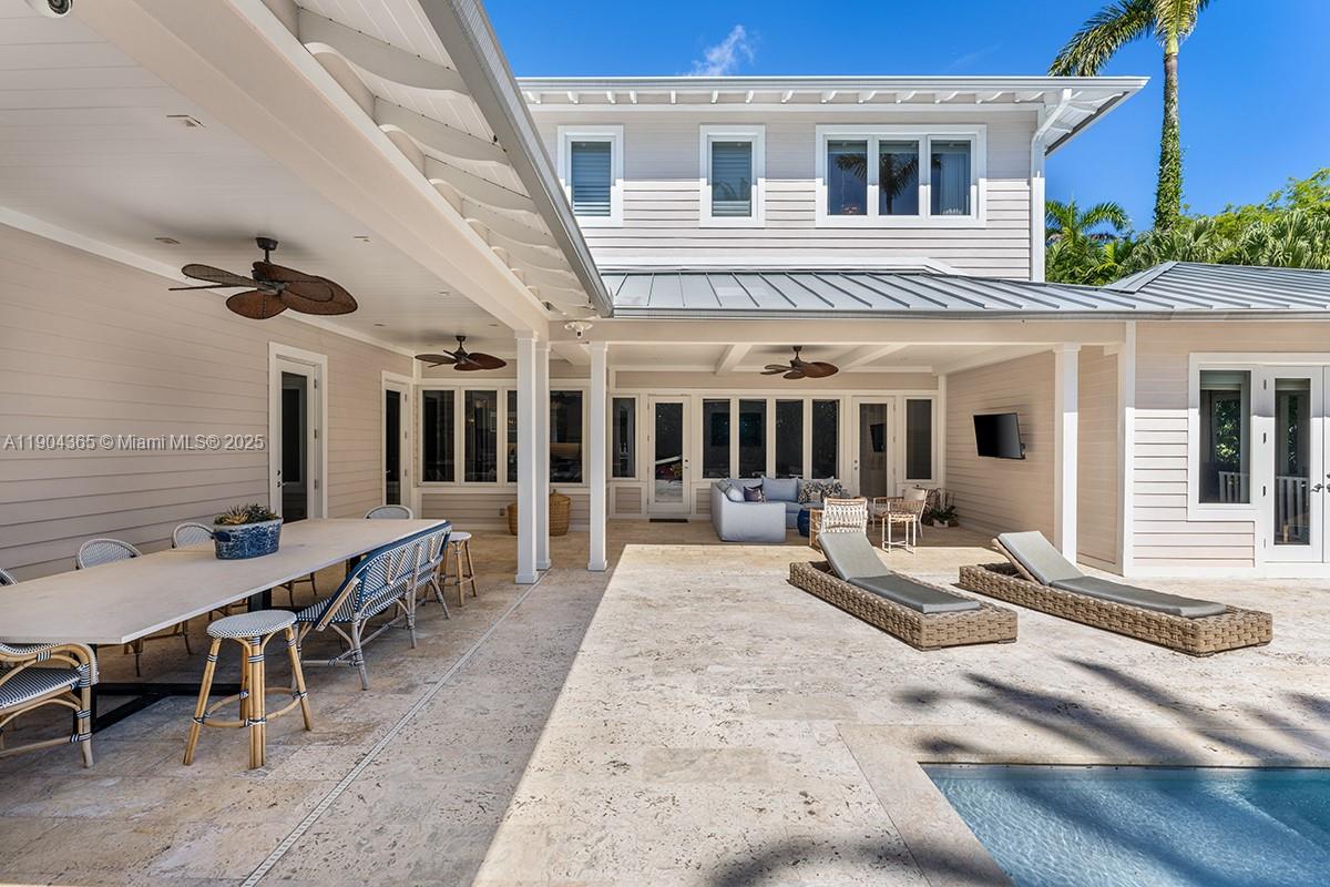 Miami Beach, Florida, 33140, United States, 4 Bedrooms Bedrooms, ,6 BathroomsBathrooms,Residential,For Sale,1992066