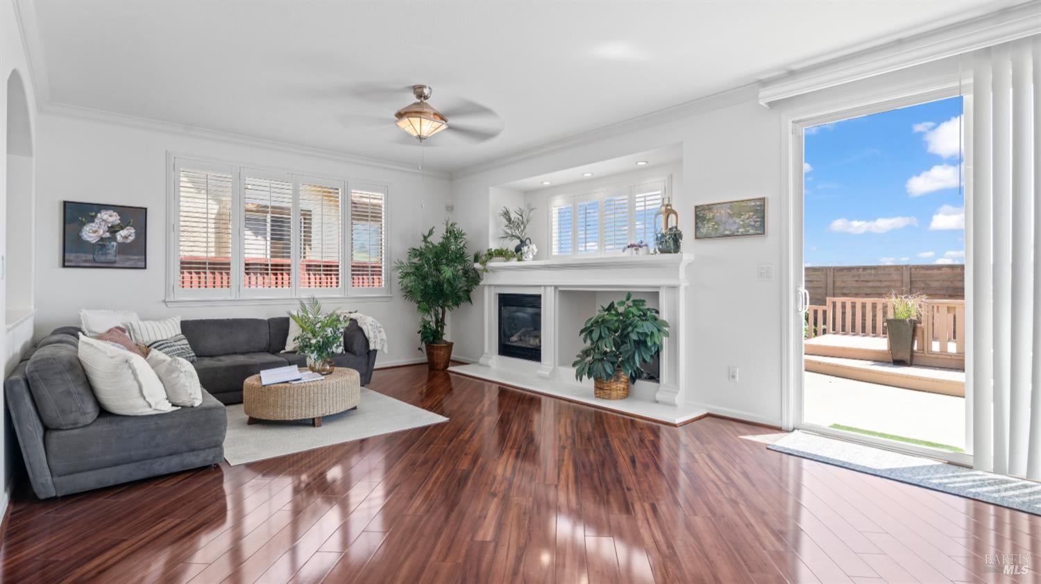Vacaville, California, 95687, United States, 2 Bedrooms Bedrooms, ,2 BathroomsBathrooms,Residential,For Sale,1911882