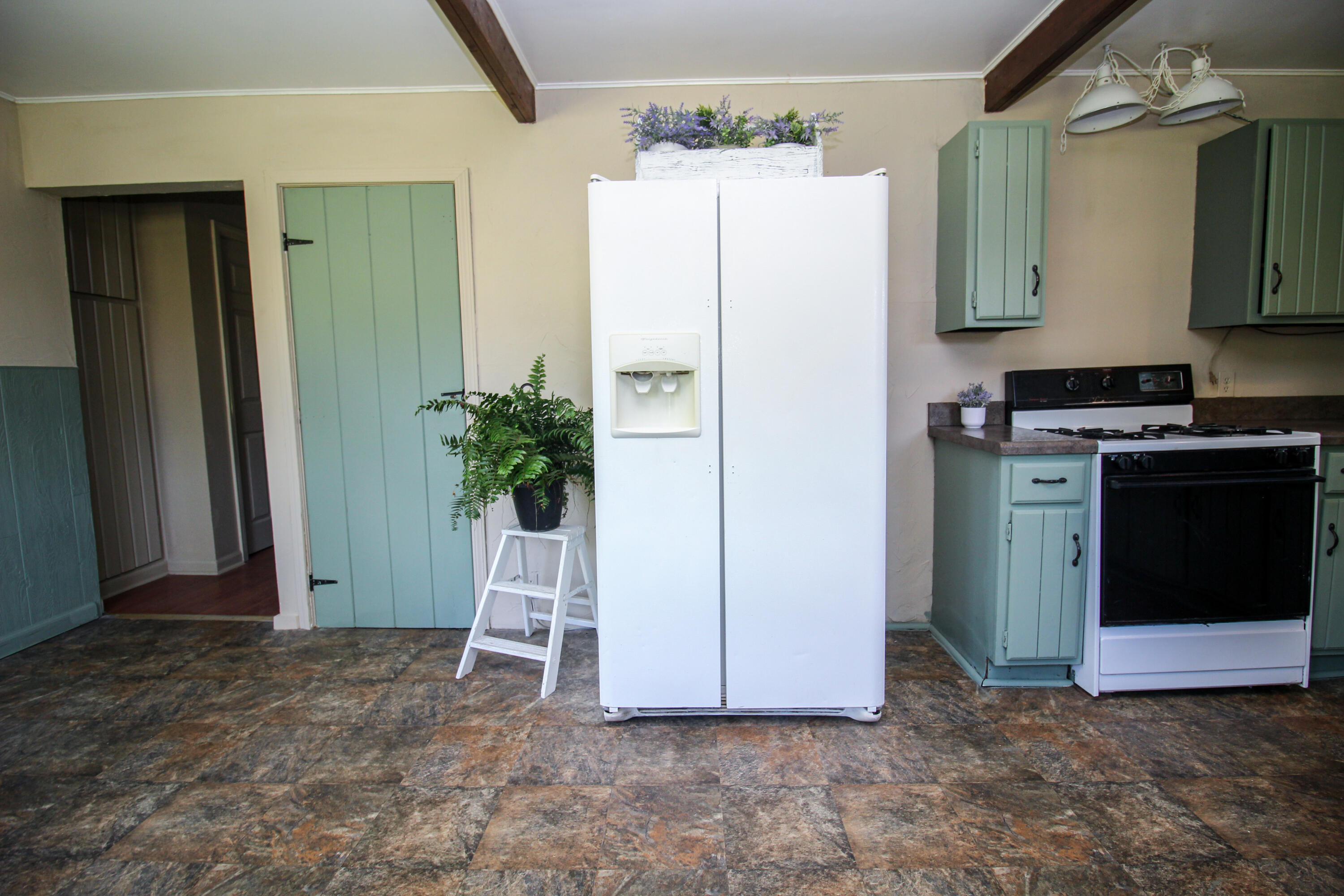 Three Rivers, Michigan, 49093, United States, 4 Bedrooms Bedrooms, ,1 BathroomBathrooms,Residential,For Sale,2006073