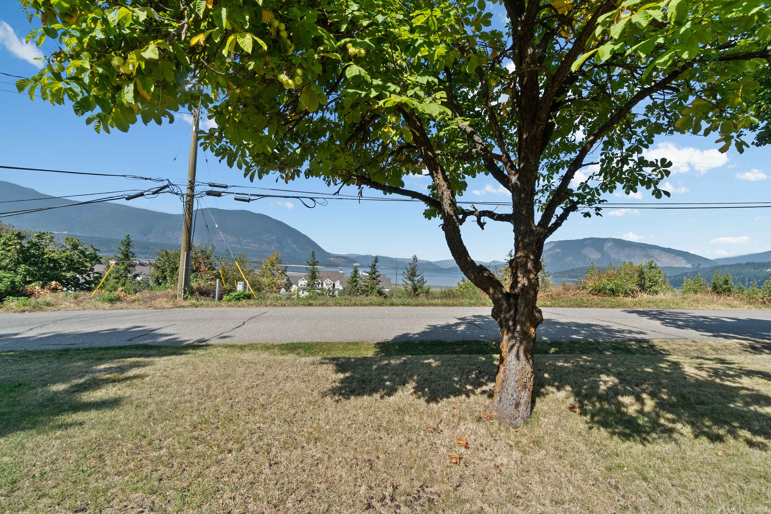  Salmon Arm, Thompson & Okanagan - 物件實景